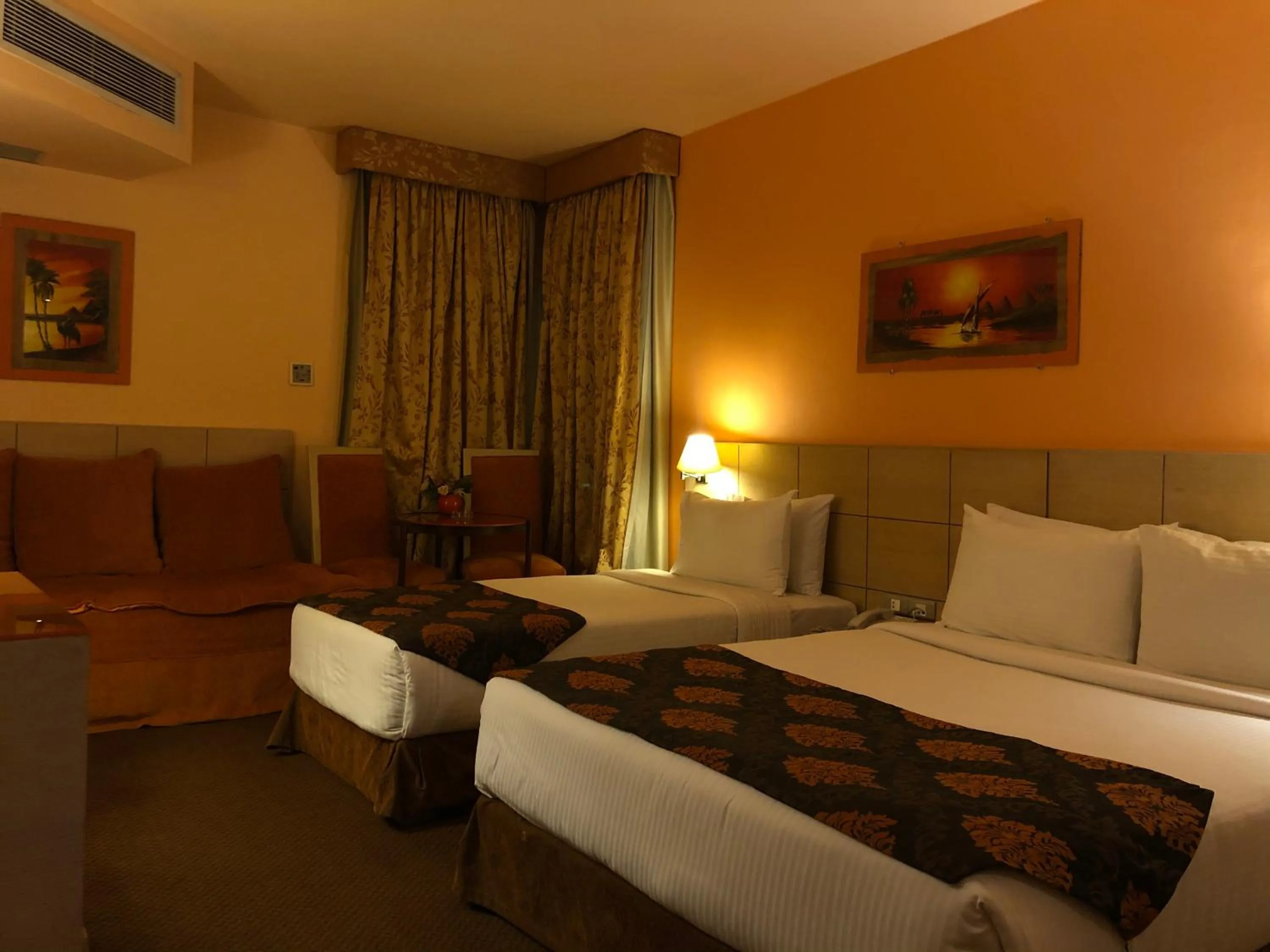 Bed in Santana Hotel Cairo