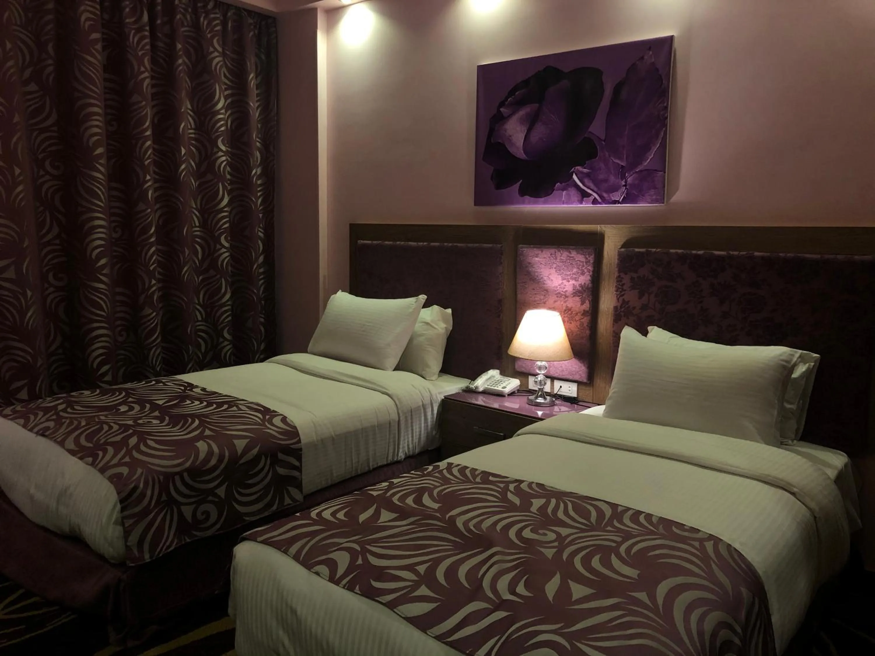 Bed in Santana Hotel Cairo