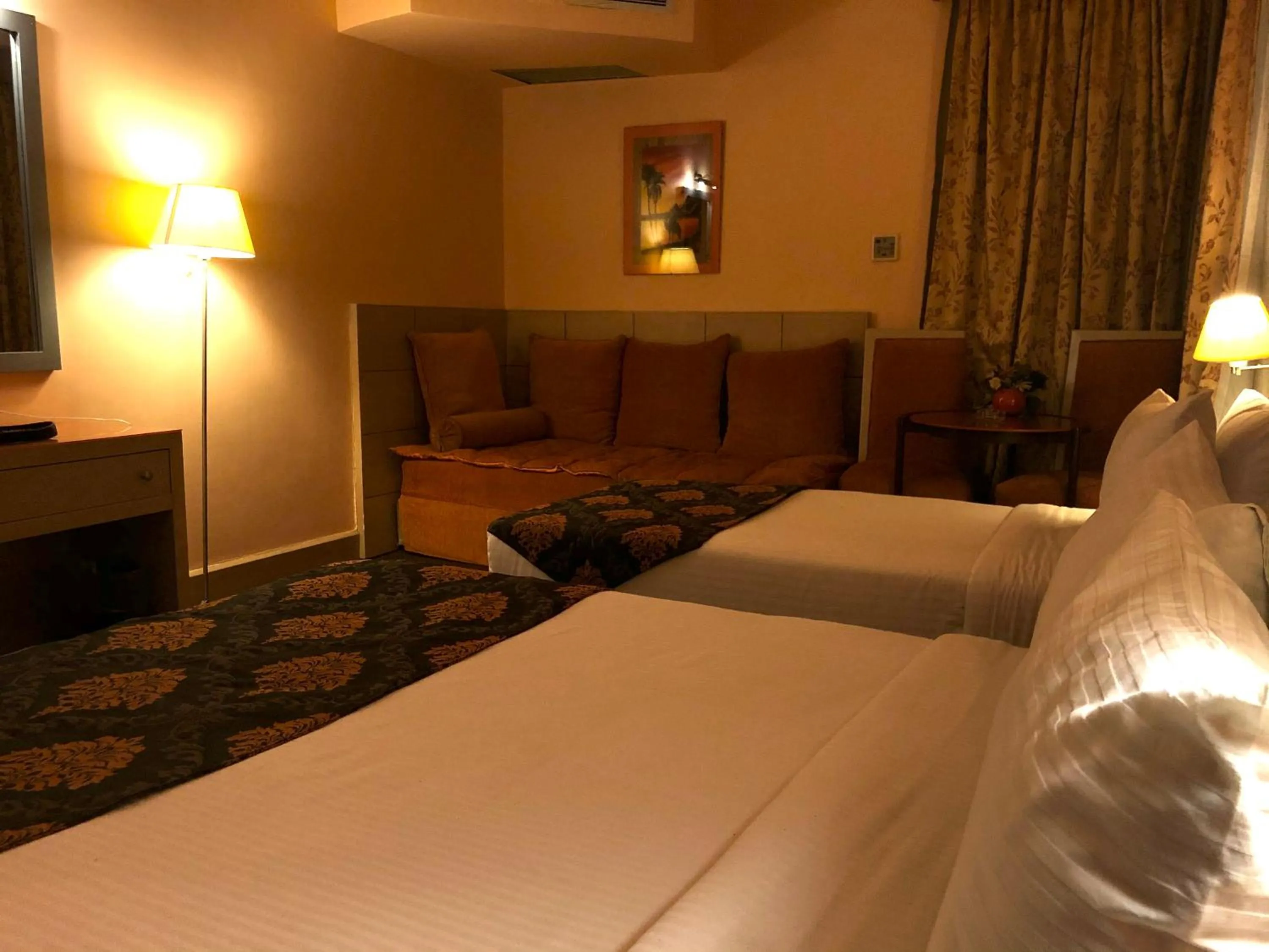 Bed in Santana Hotel Cairo