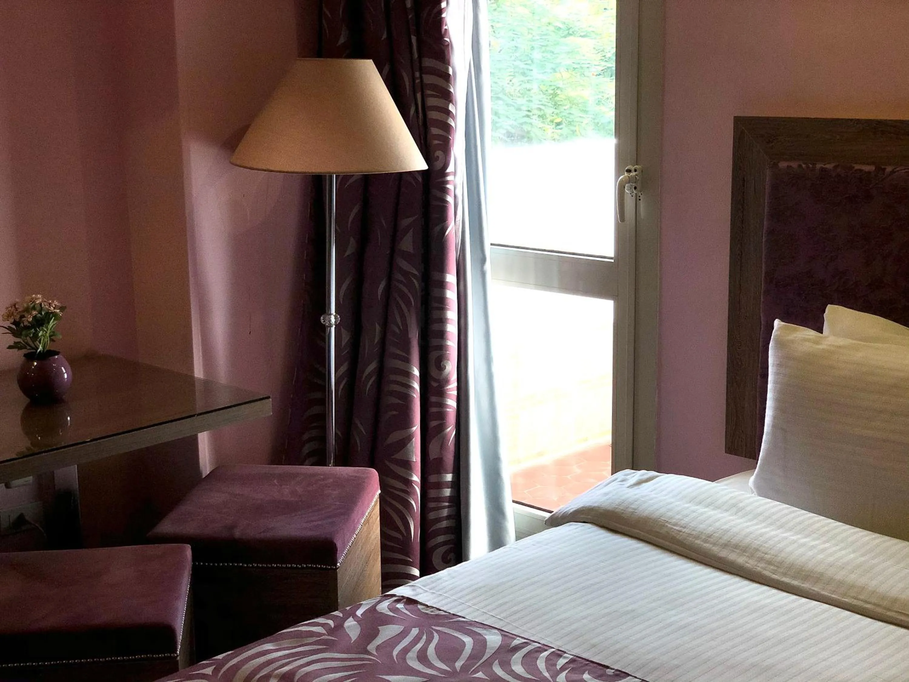 Bed in Santana Hotel Cairo