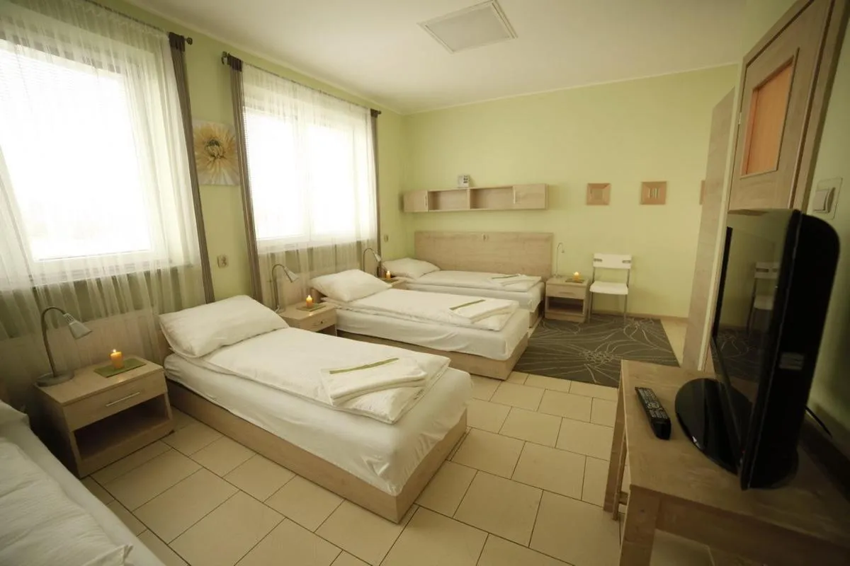 Photo of the whole room, Bed in Standard Delegacyjny Bed & Breakfast