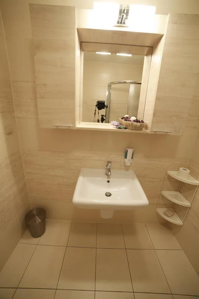 Bathroom in Standard Delegacyjny Bed & Breakfast