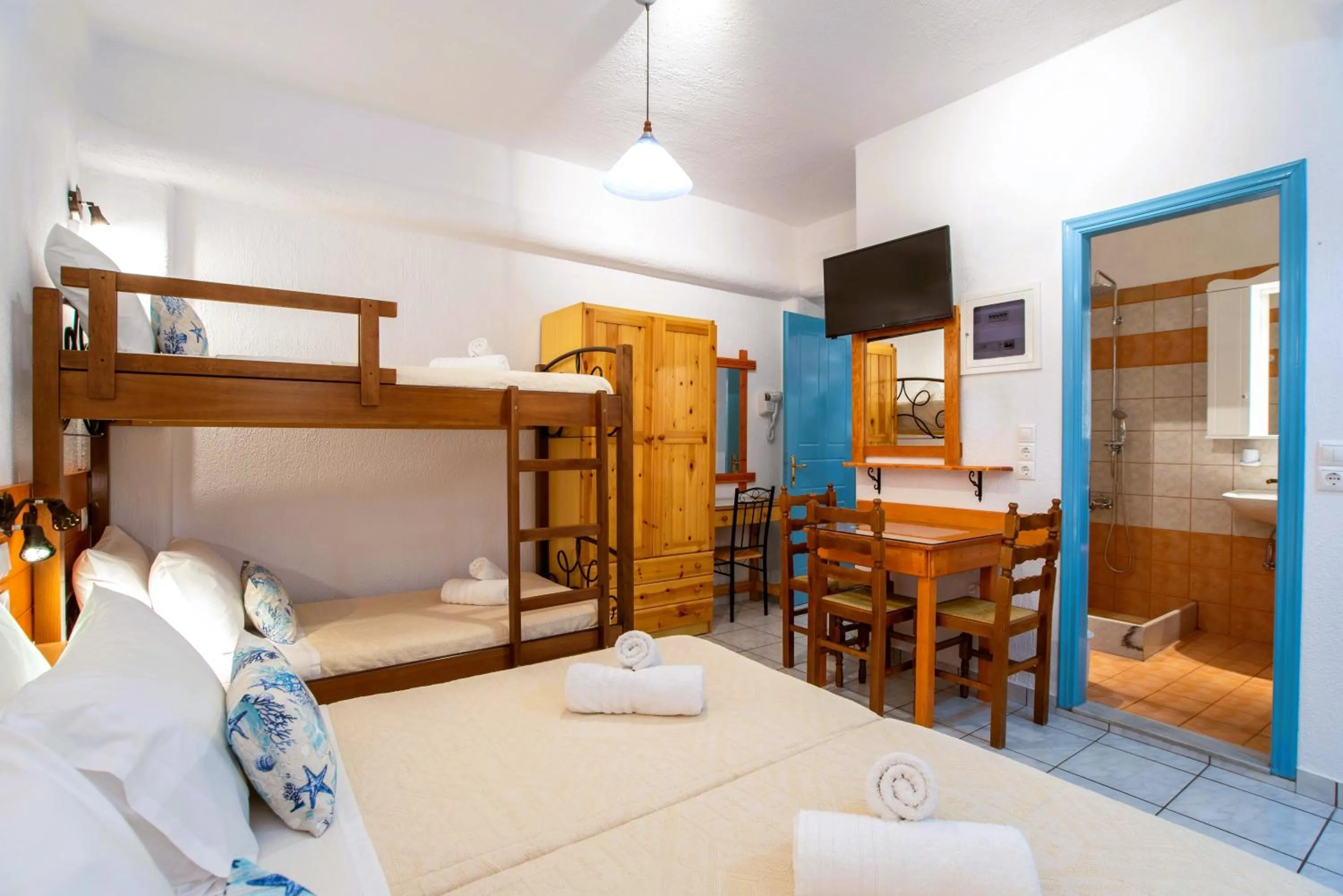 Bedroom, Bed in Kontaratos Studios & Apartments