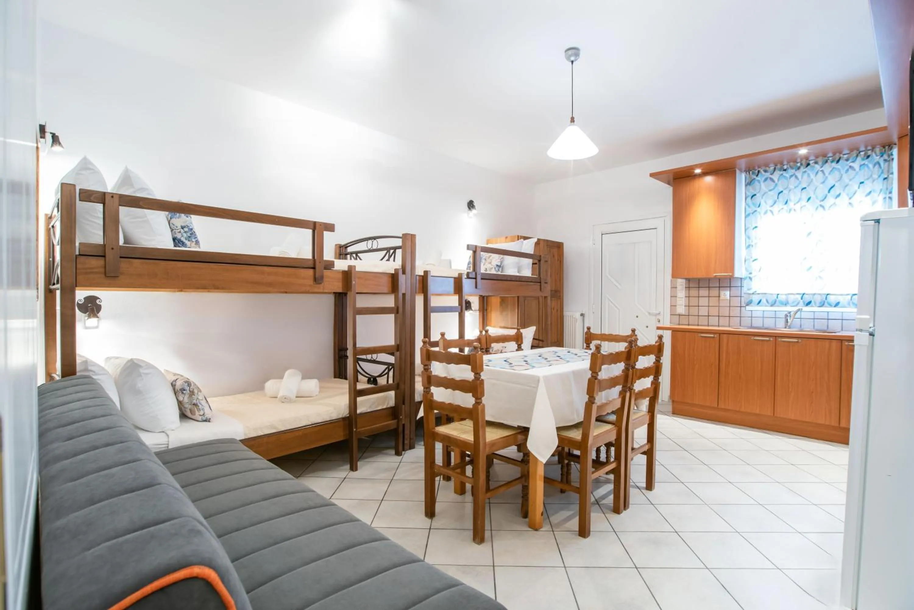 Photo of the whole room, Bed in Kontaratos Studios & Apartments