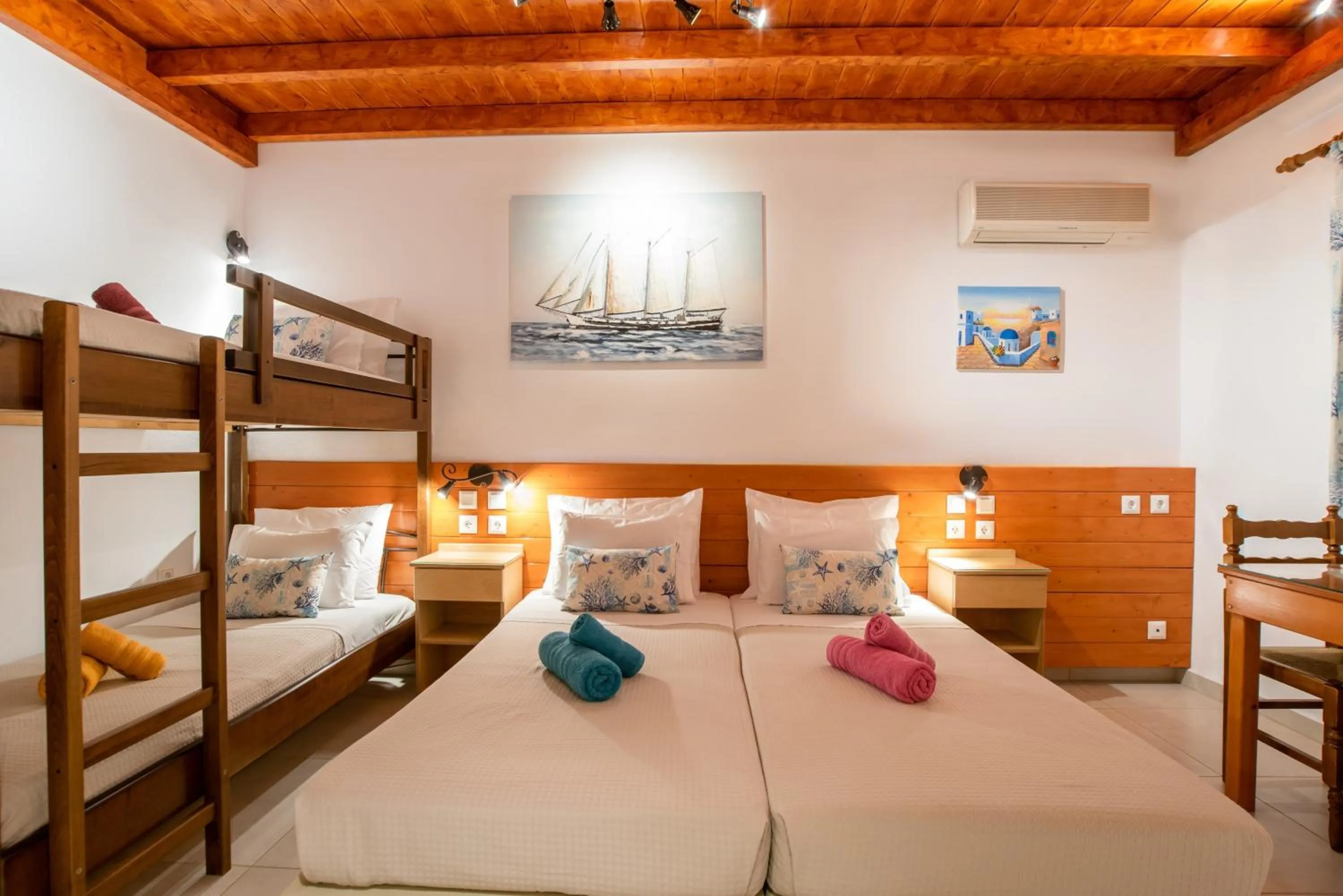 Bedroom, Bed in Kontaratos Studios & Apartments