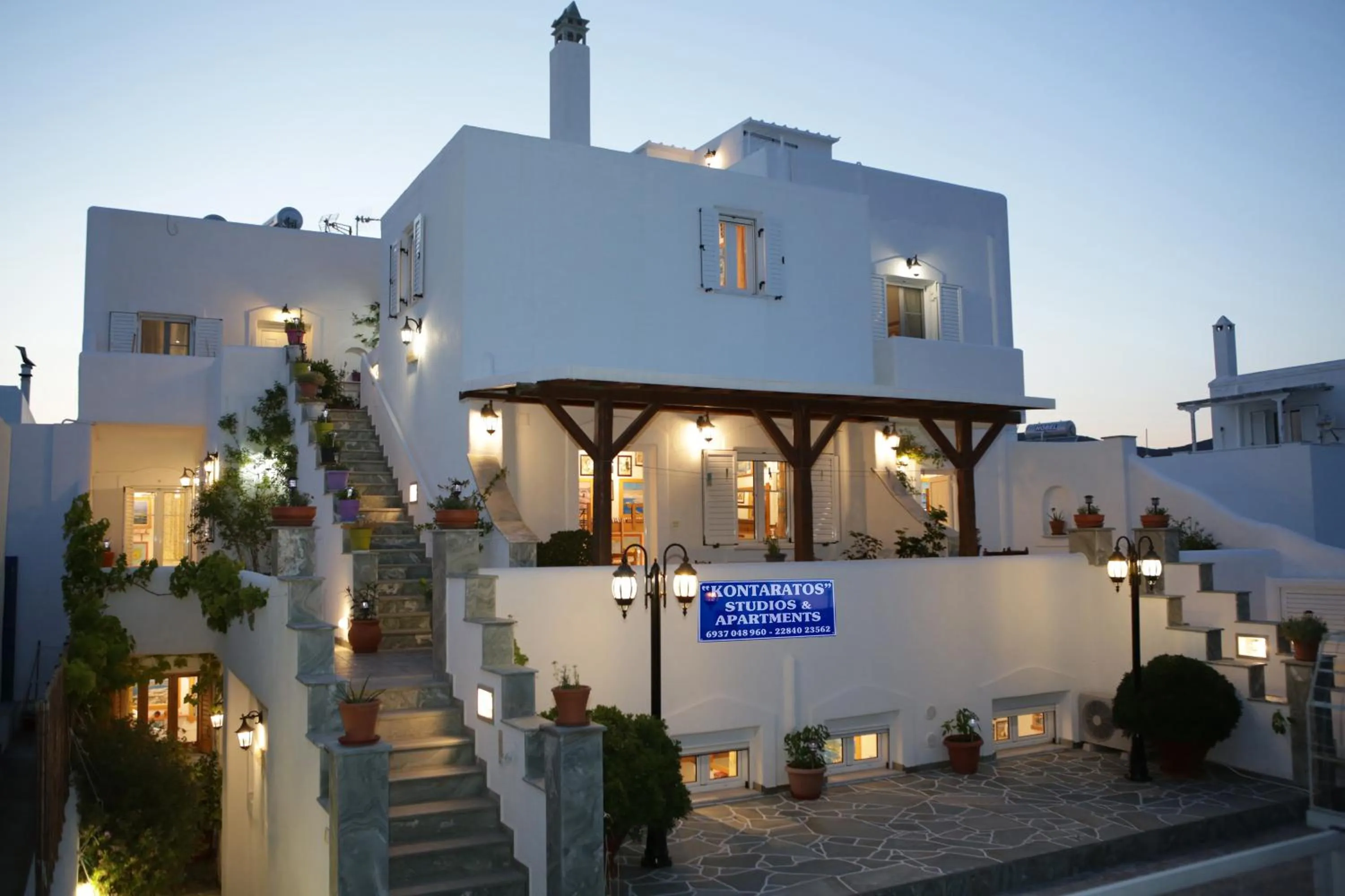 Property building in Kontaratos Studios & Apartments