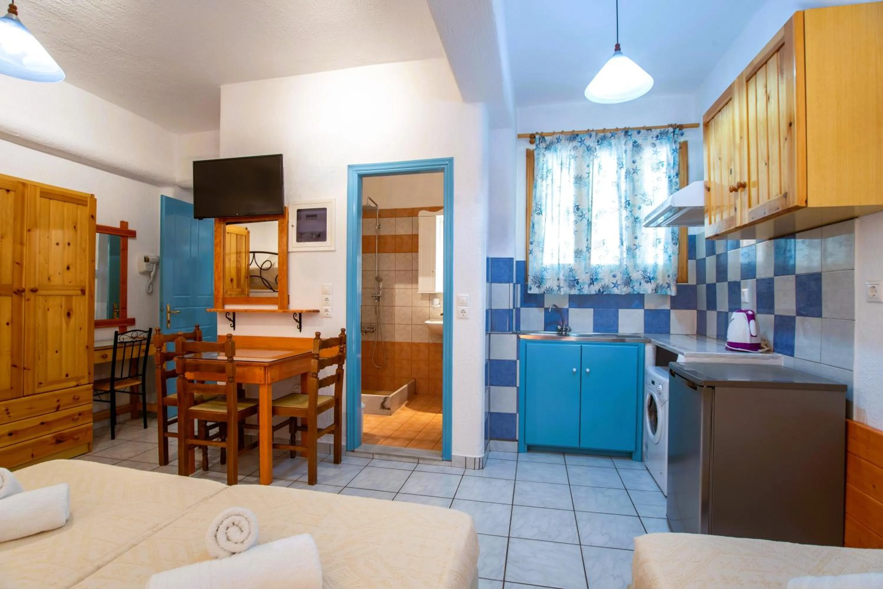 Coffee/tea facilities in Kontaratos Studios & Apartments