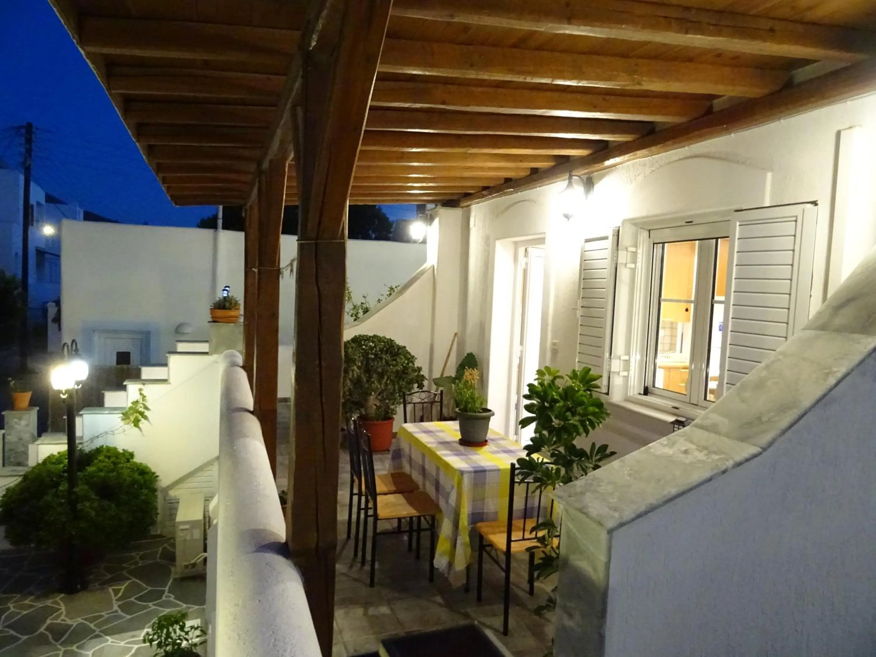 Patio in Kontaratos Studios & Apartments