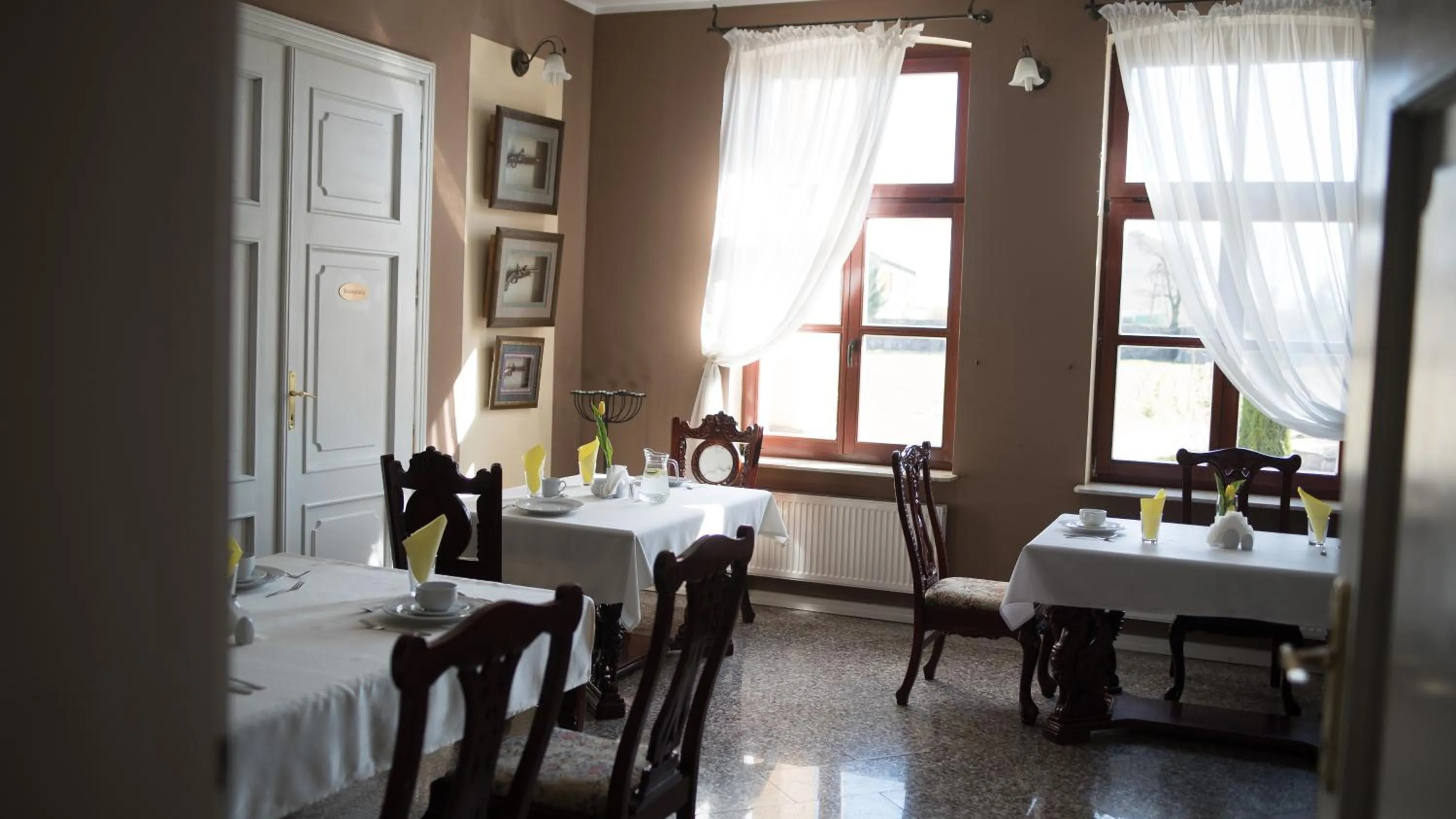 Restaurant/places to eat in Pałac SŁONOWICE