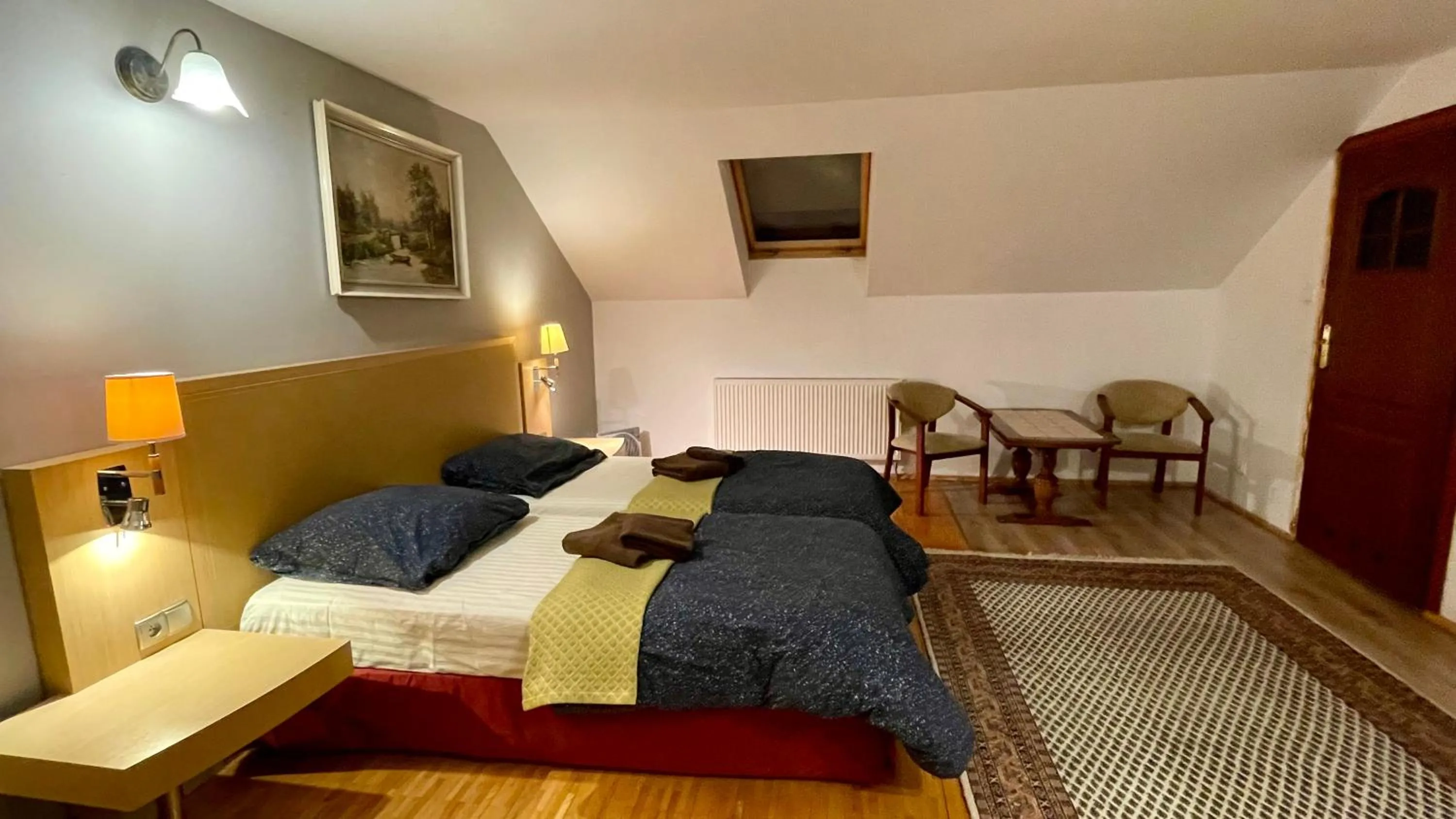 Bed in Pałac SŁONOWICE