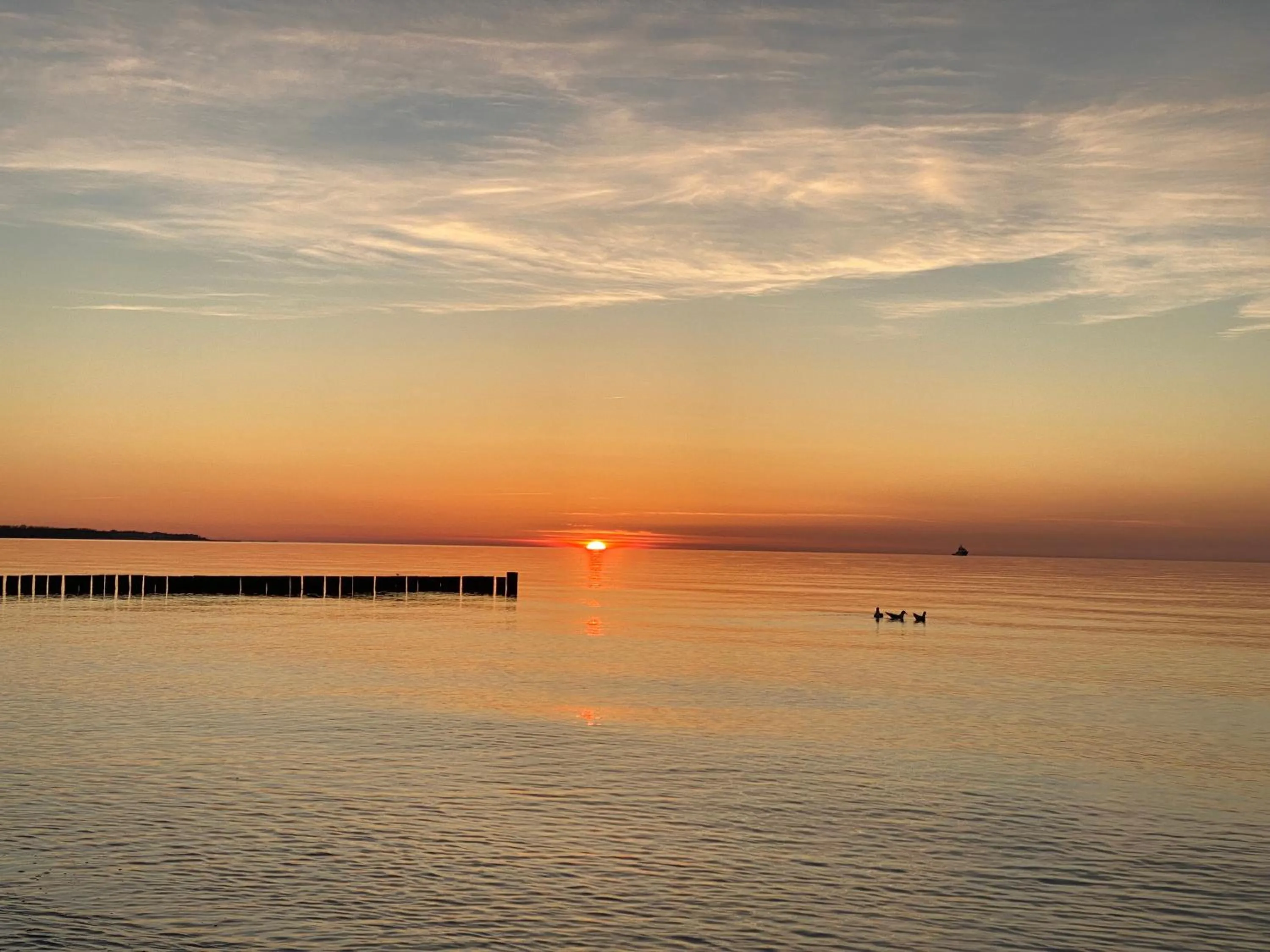 Nearby landmark, Sunrise/Sunset in Hotel "Friedrich-Franz-Palais"