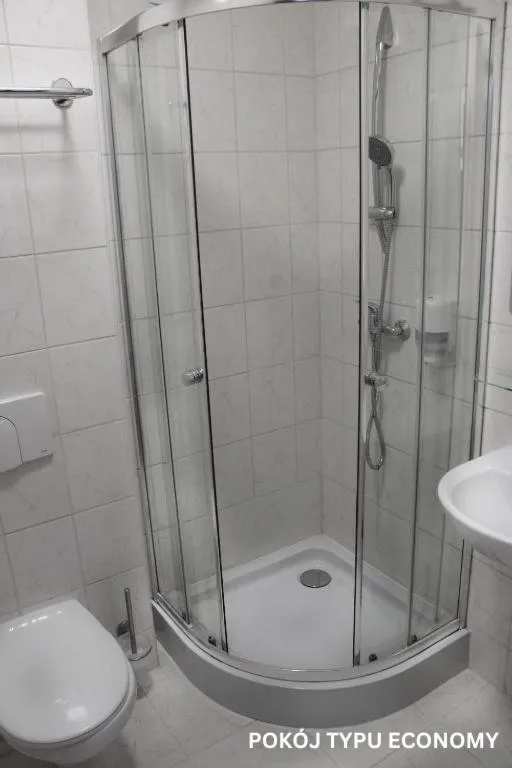 Shower in Hotel Gordon