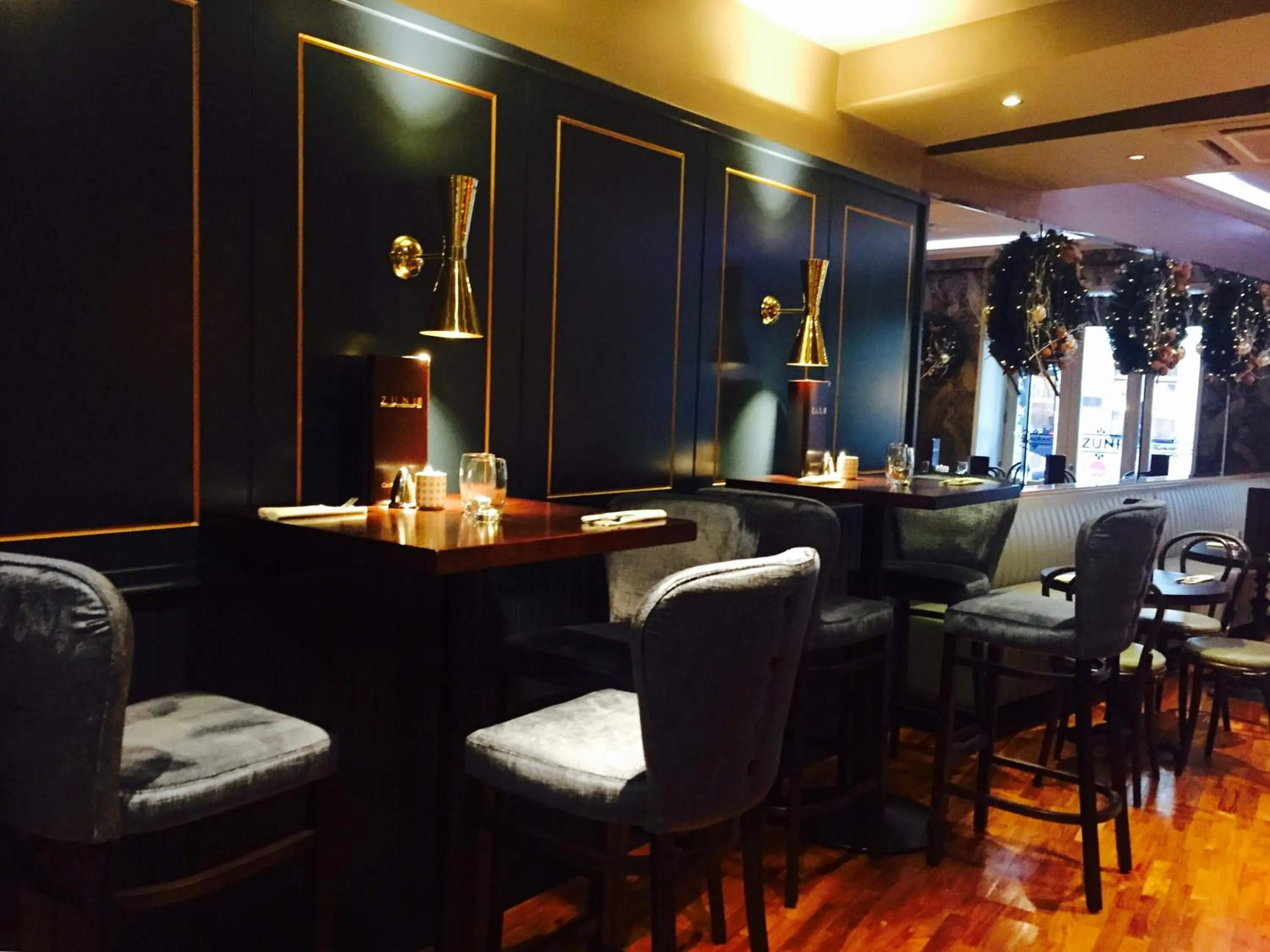 Lounge or bar in Zuni Restaurant & Boutique Hotel