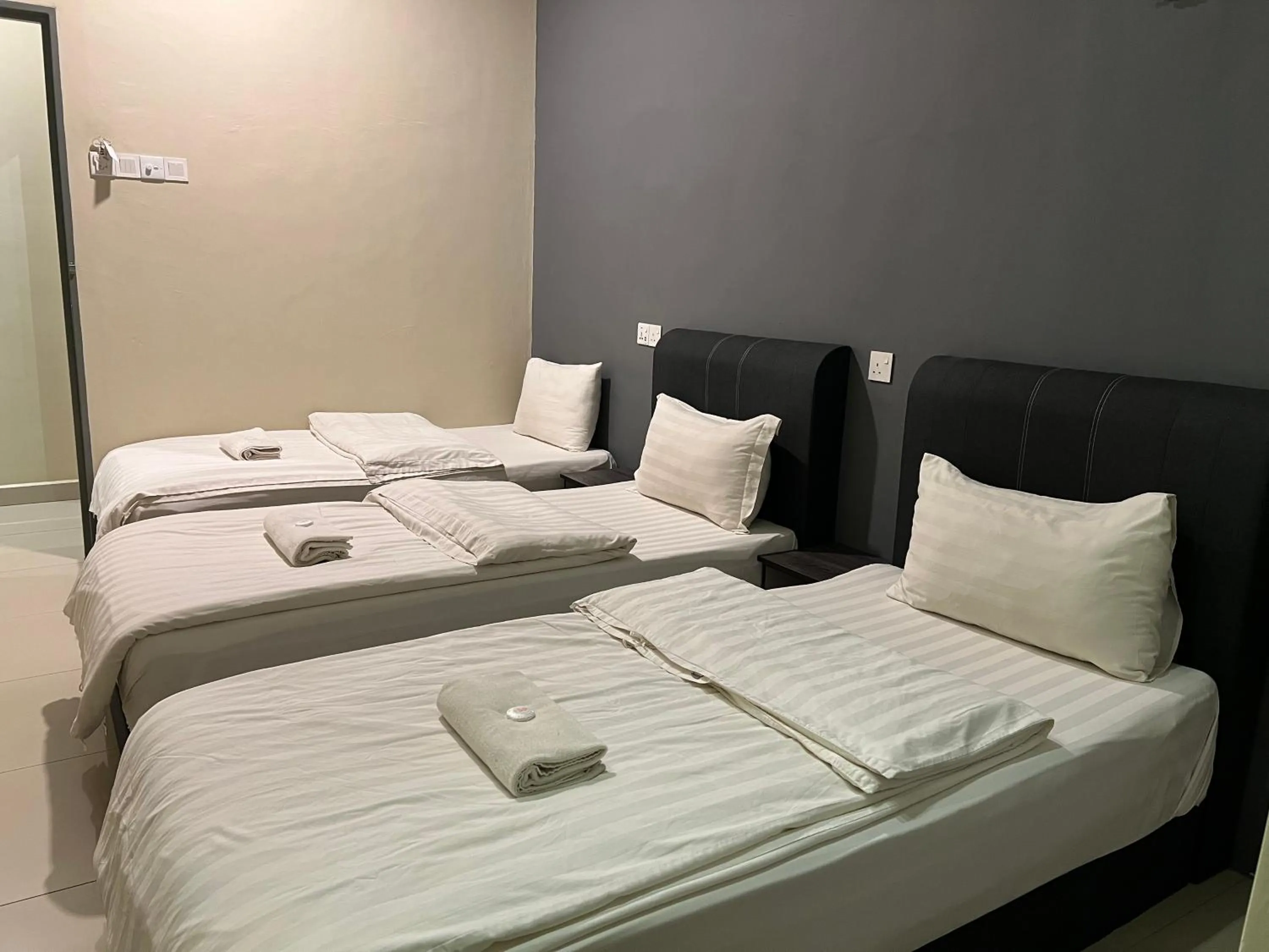 Bed in Gebeng Industrial Park Budget Hotel