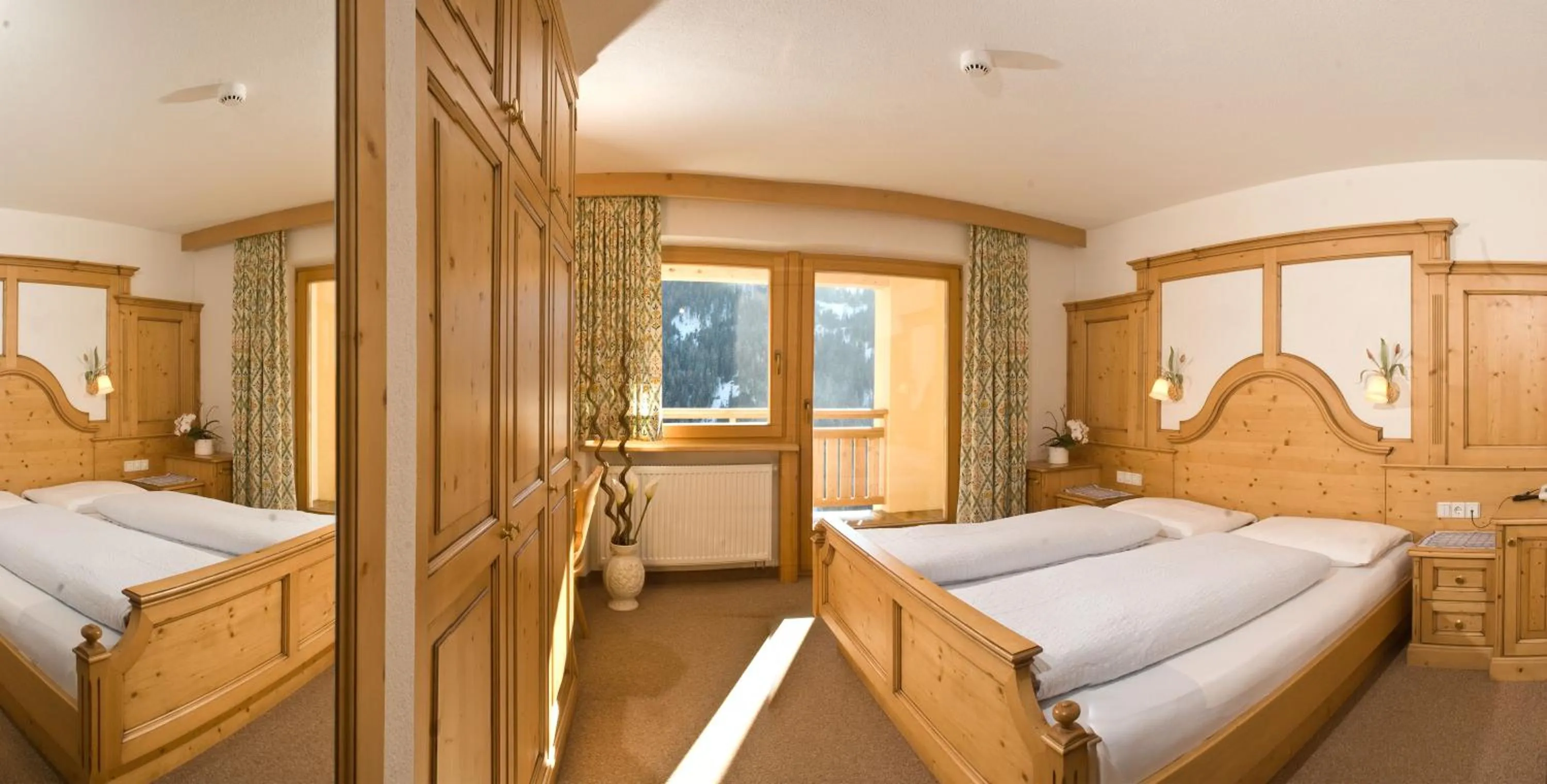 Photo of the whole room, Bed in Hotel Pider