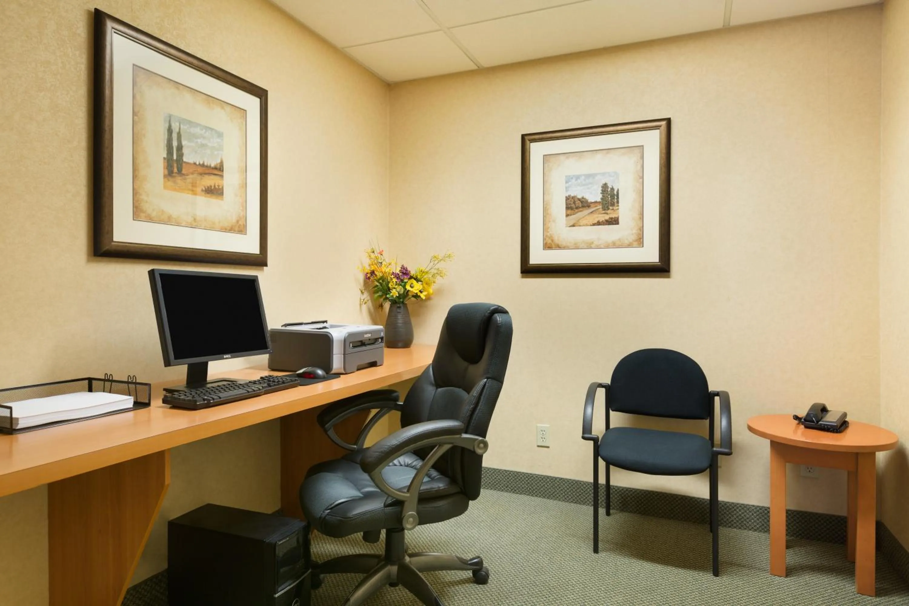Business facilities in Days Inn by Wyndham Orillia