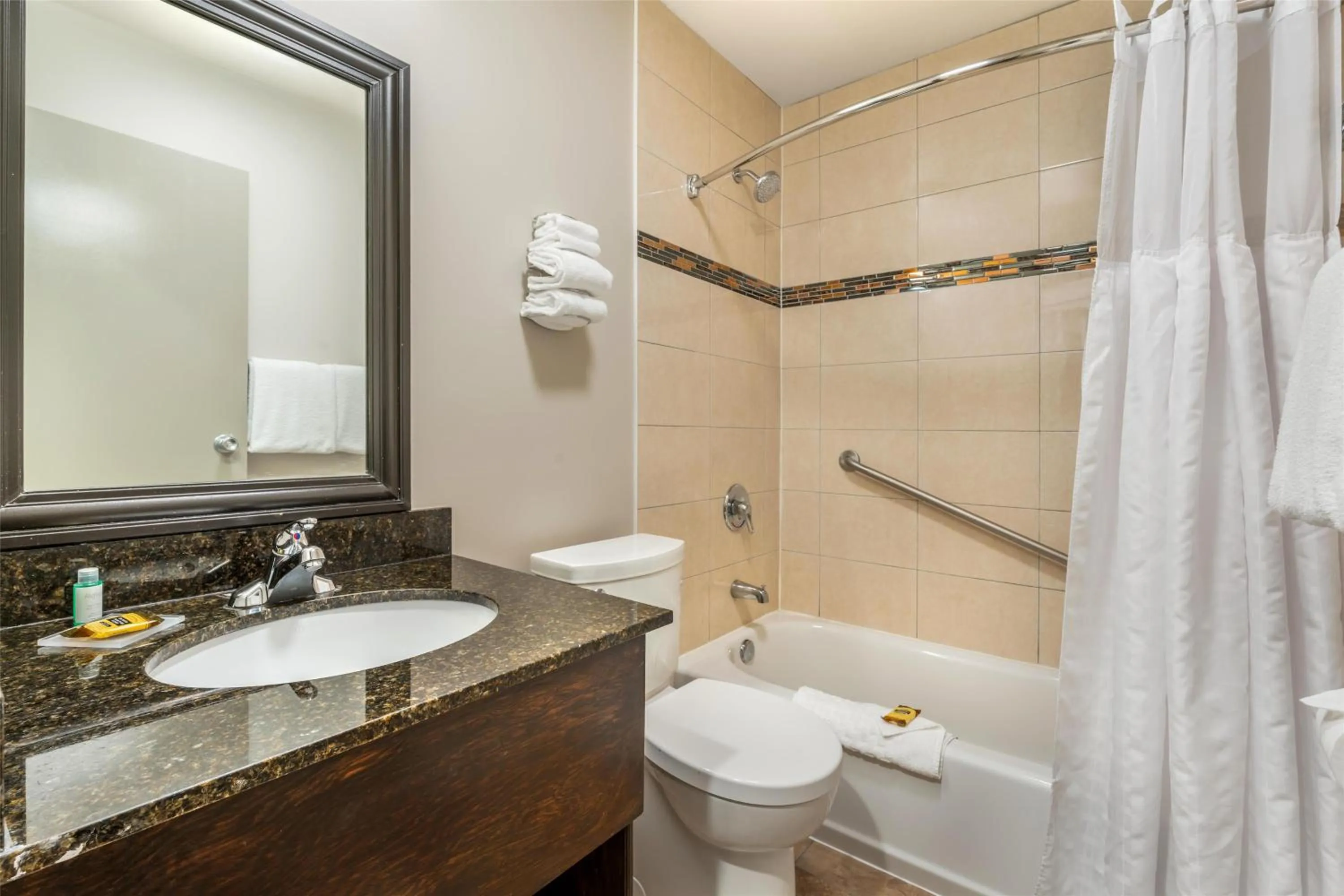 Bathroom in Best Western PLUS Burnaby Hotel