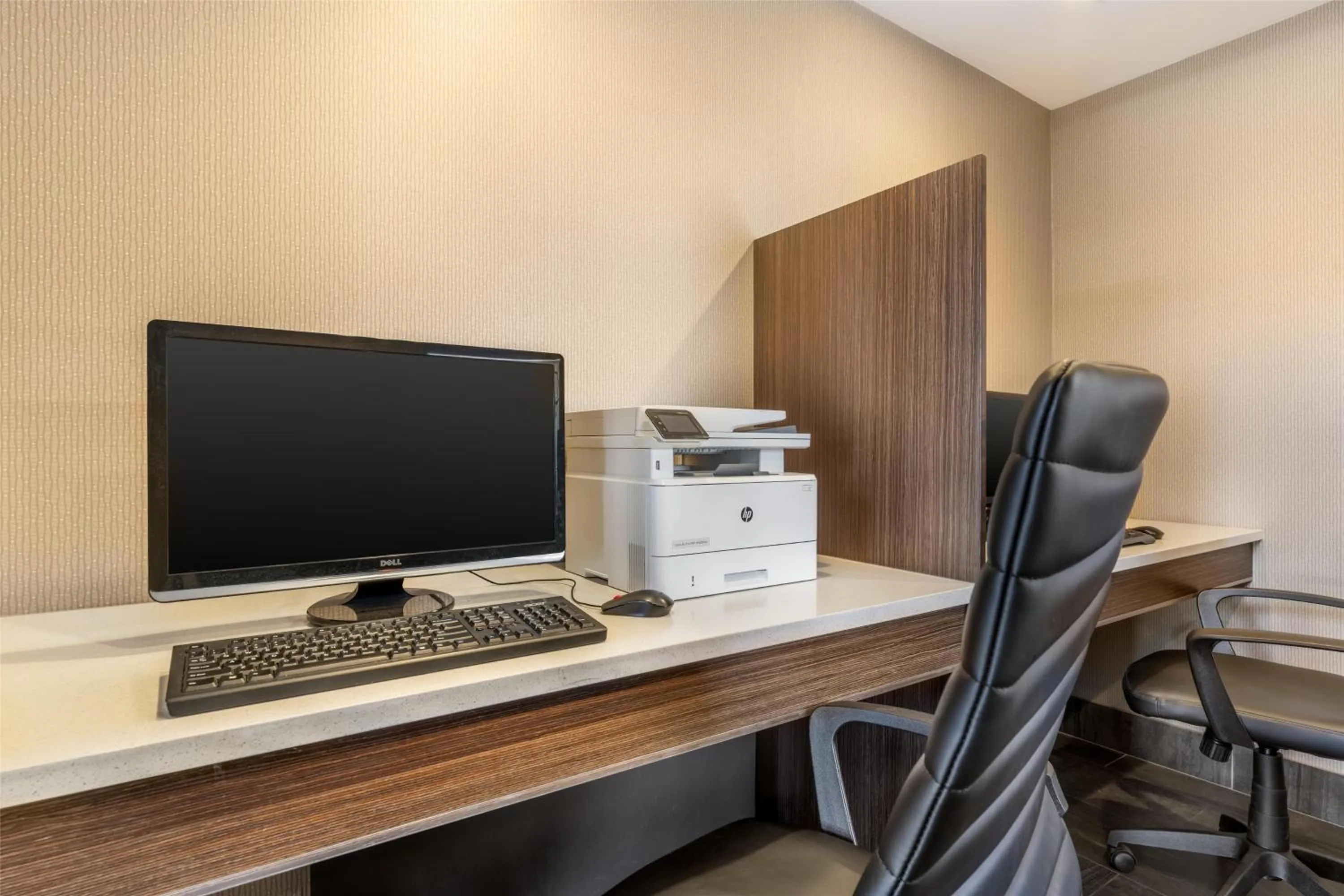 Business facilities in Best Western PLUS Burnaby Hotel
