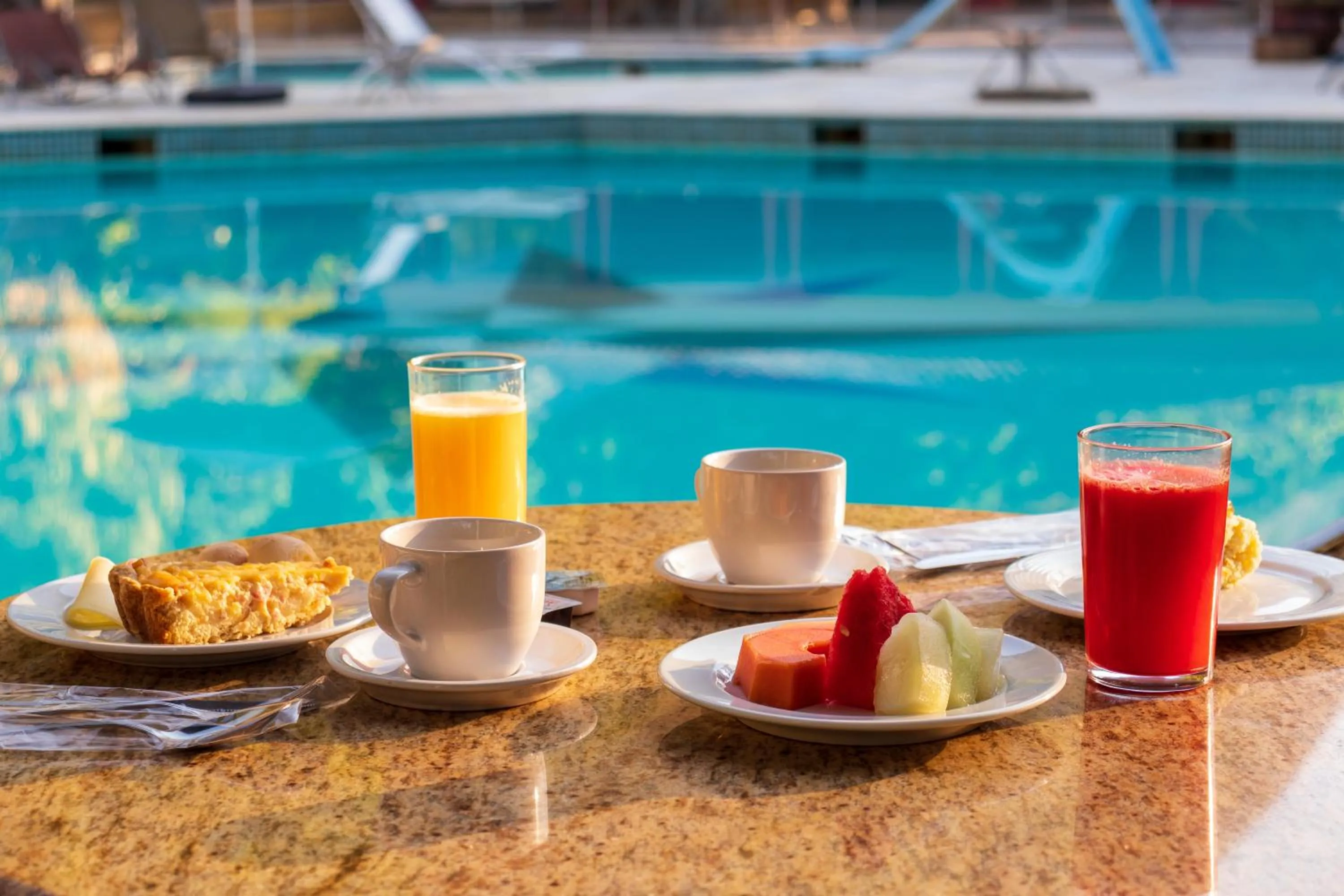 Breakfast in Bomtempo II Chales by Castelo Itaipava