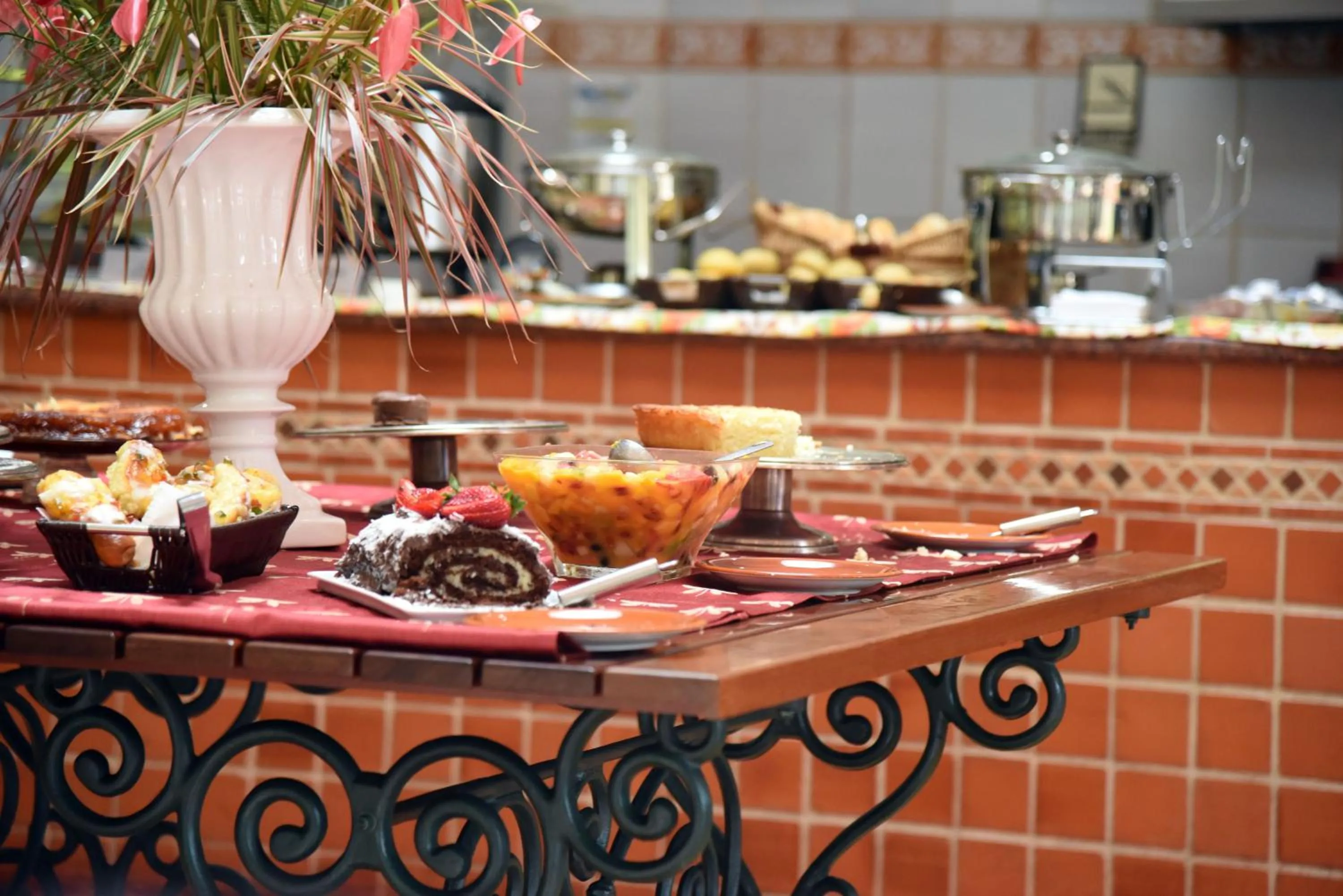 Breakfast in Bomtempo II Chales by Castelo Itaipava