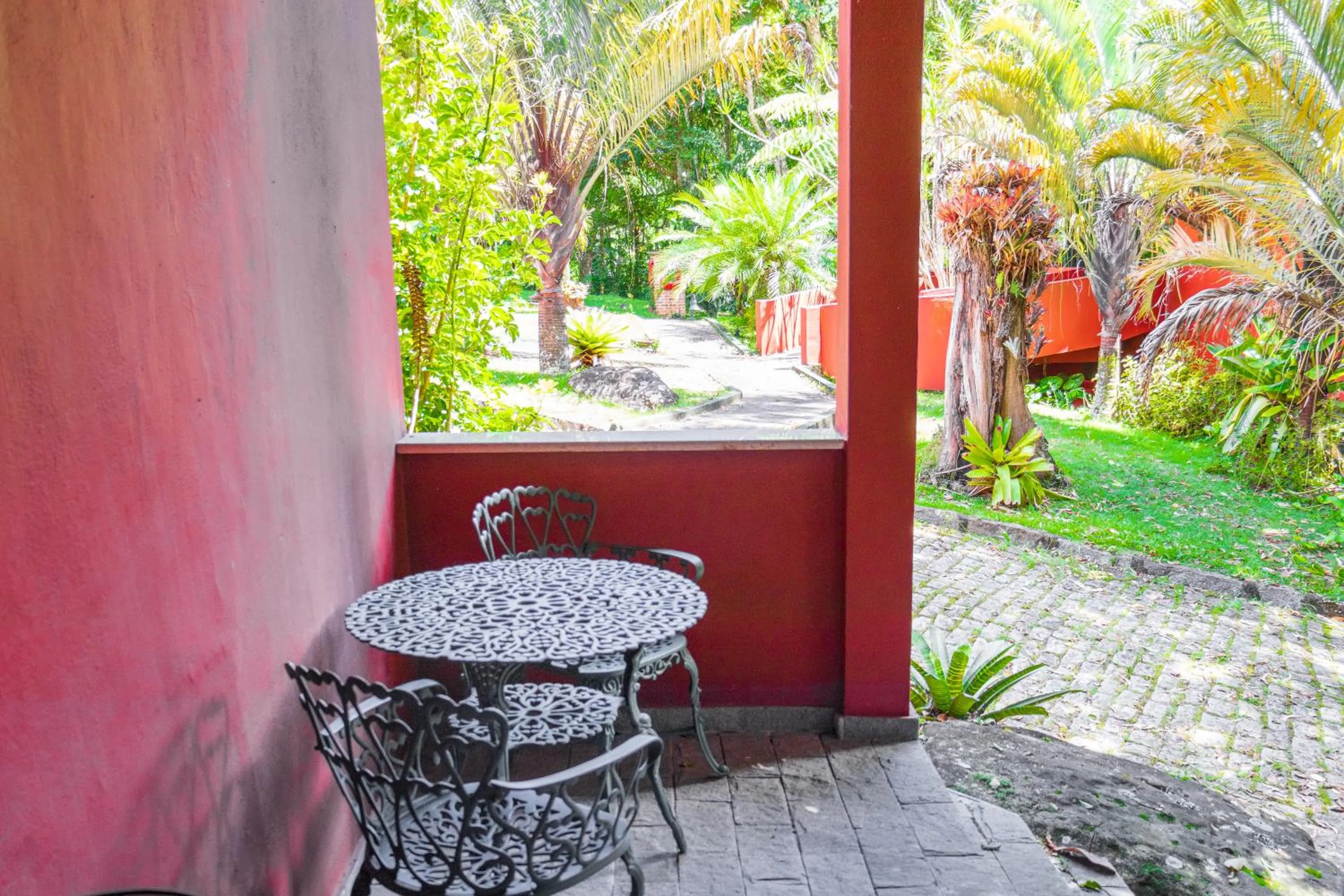 Balcony/Terrace in Bomtempo II Chales by Castelo Itaipava