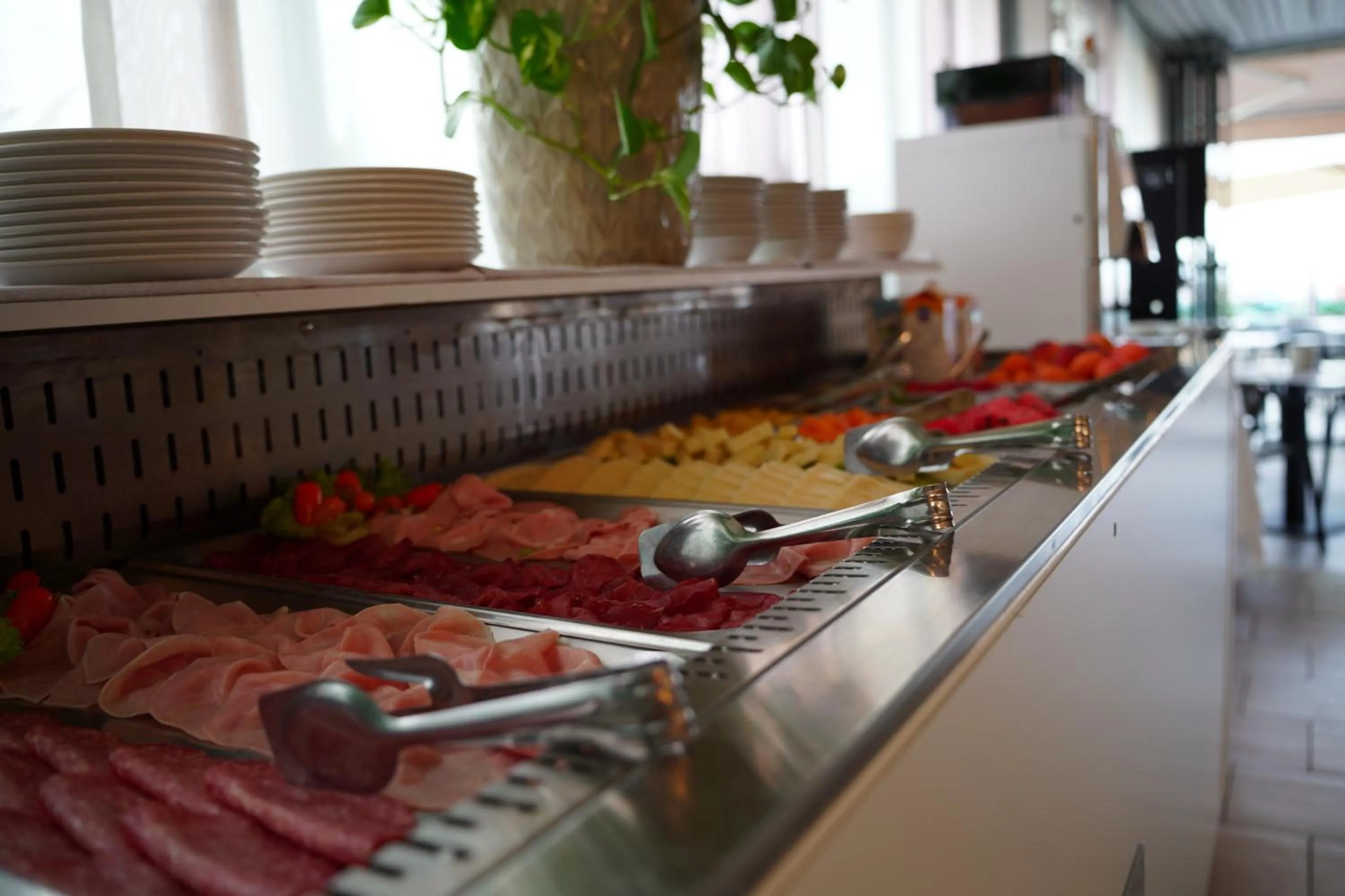 Breakfast in Hotel Delaville Frontemare