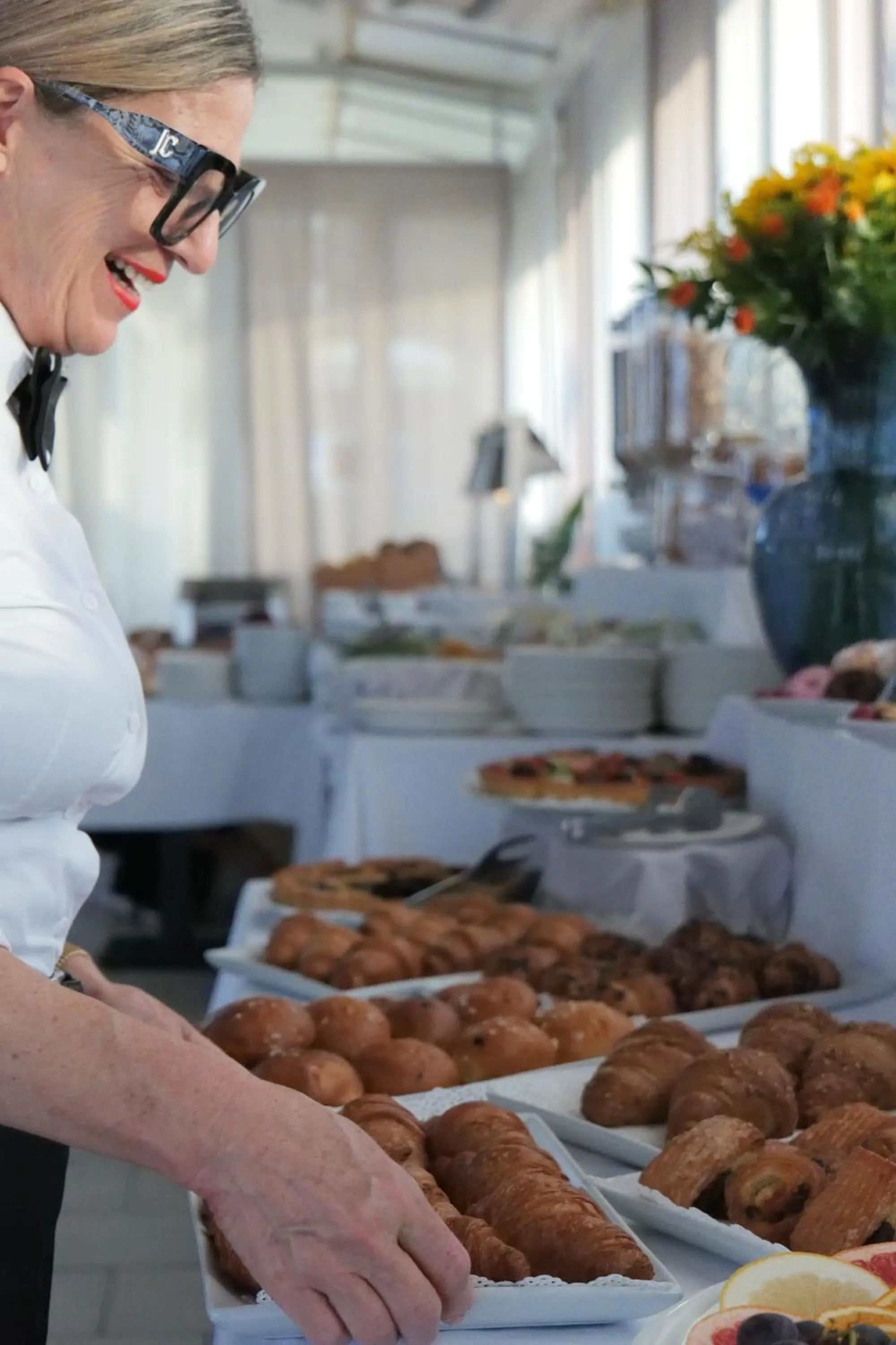 Breakfast in Hotel Delaville Frontemare