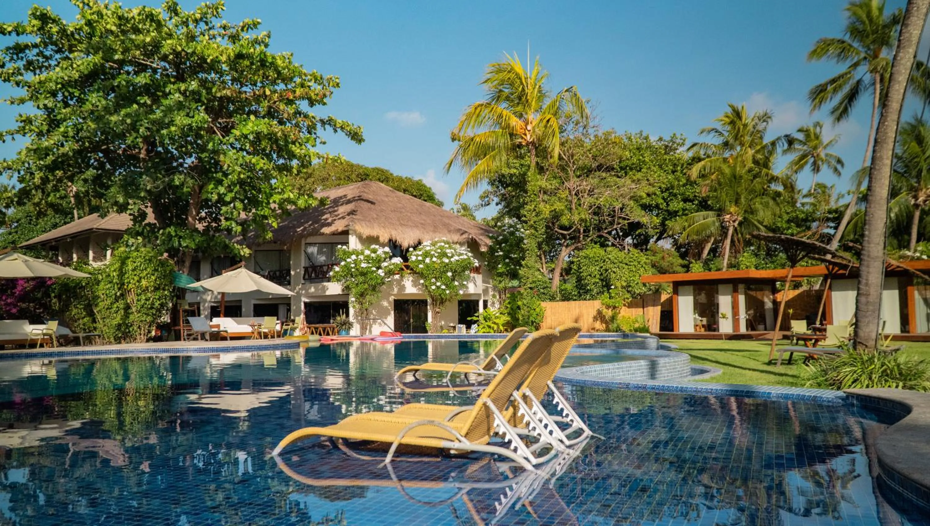 Pool view in Pousada Praia dos Carneiros