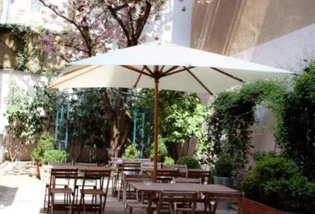 Patio in Hotel Aurora