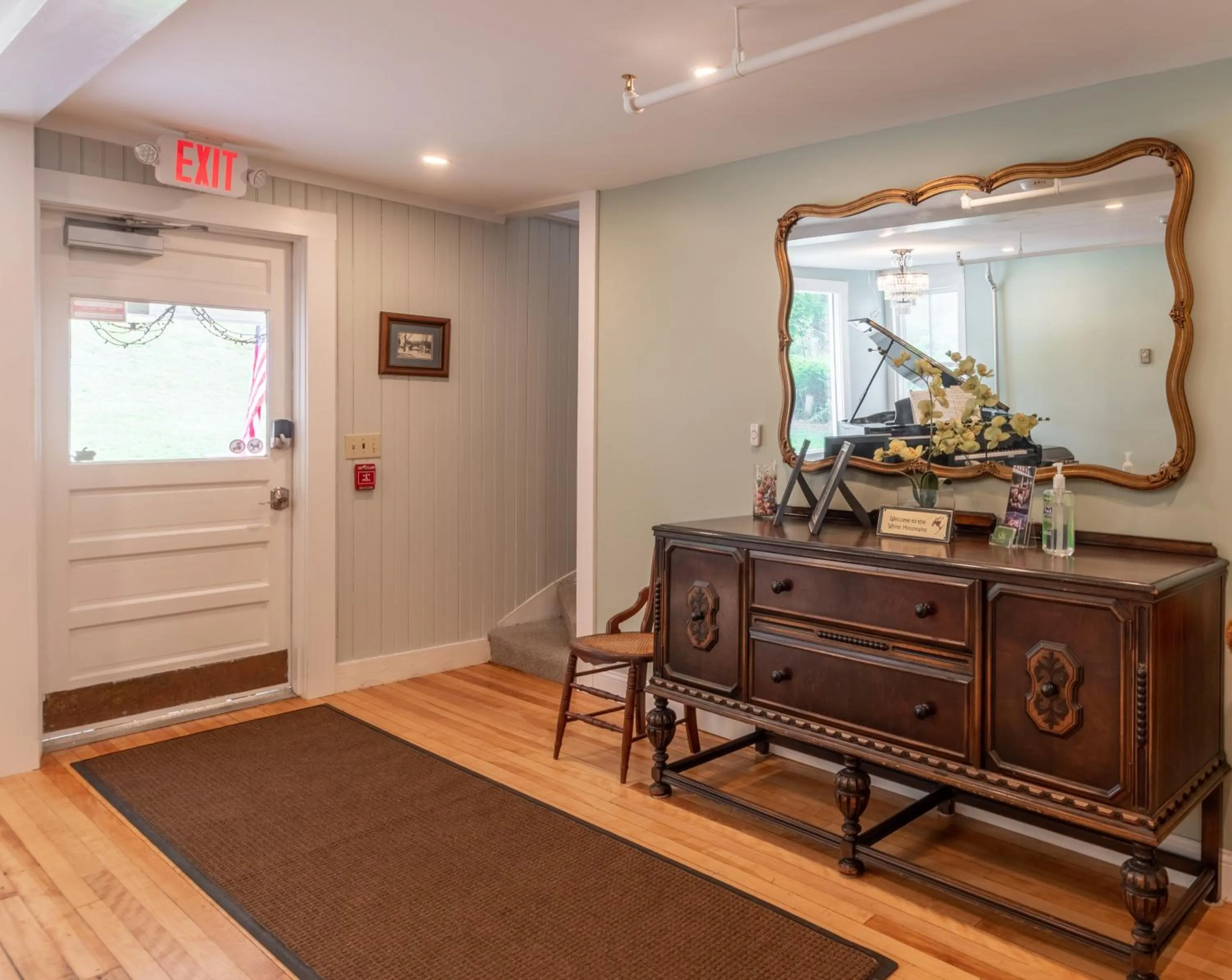 Lobby or reception in Cranmore Mountain Lodge Bed & Breakfast