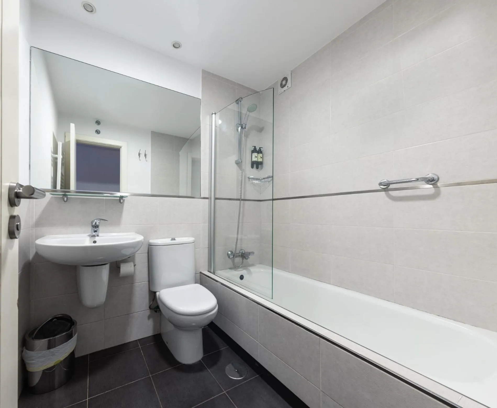 Catedral Site by Como en Casa