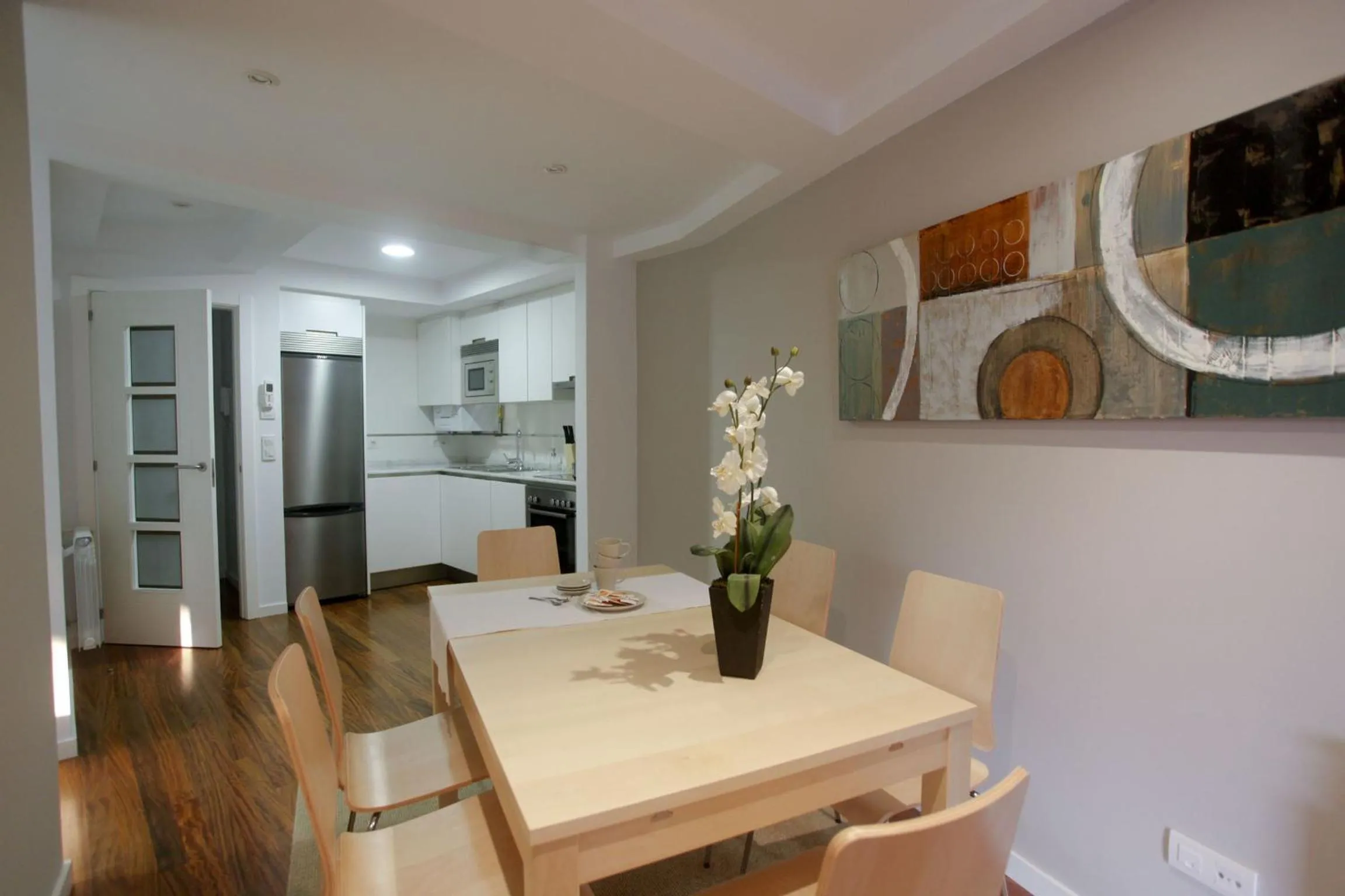 Kitchen or kitchenette in Catedral Site by Como en Casa