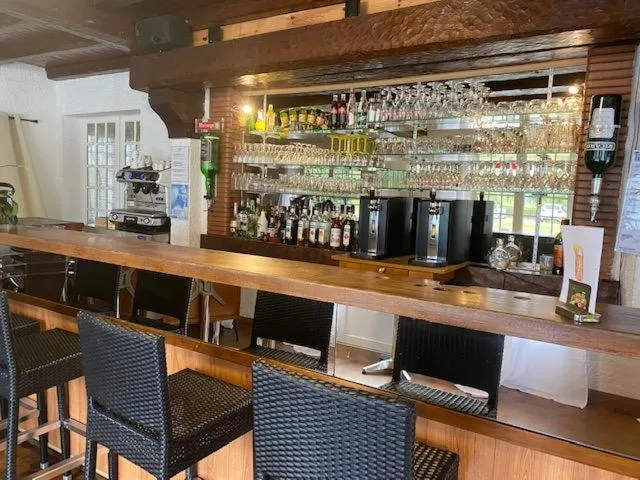 Lounge or bar in Auberge de Lamagistere