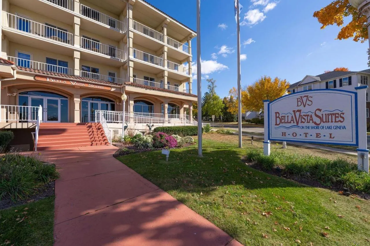 Property building in Bella Vista Suites Lake Geneva