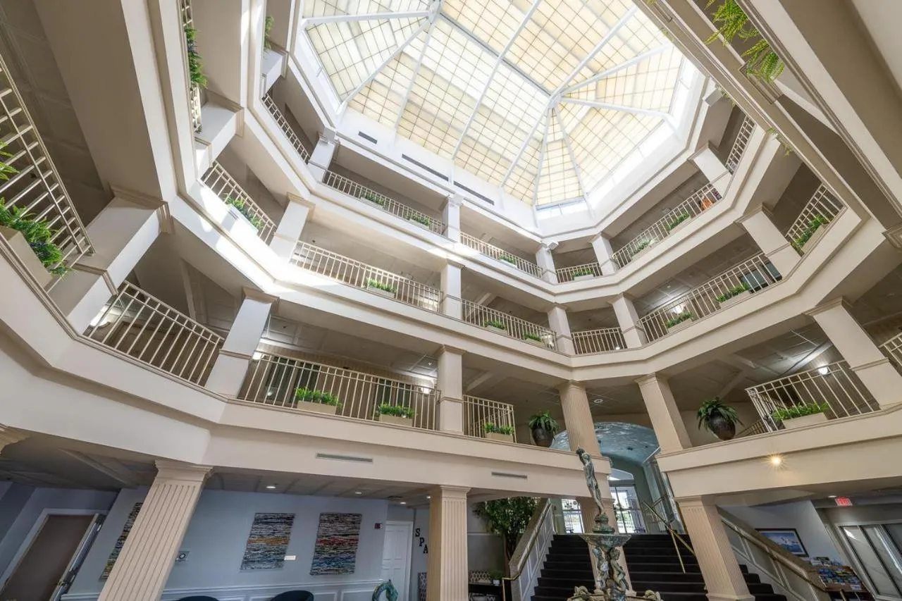 Property building in Bella Vista Suites Lake Geneva