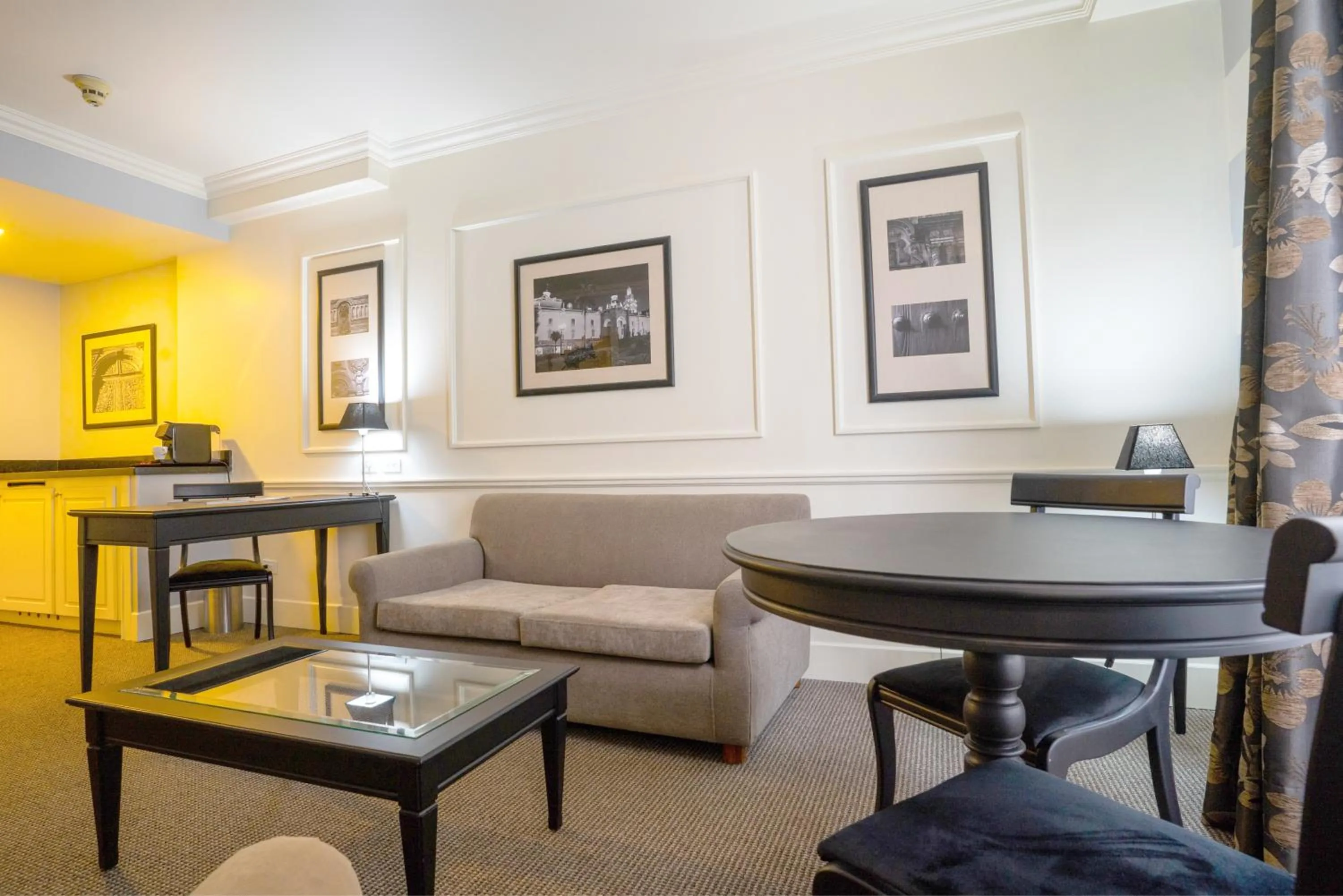 Living room in Dann Carlton Quito