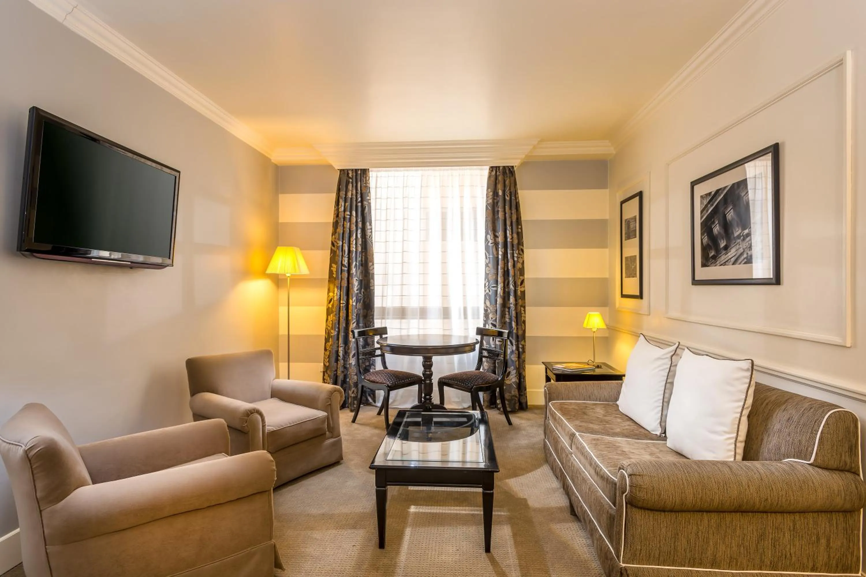 Living room in Dann Carlton Quito