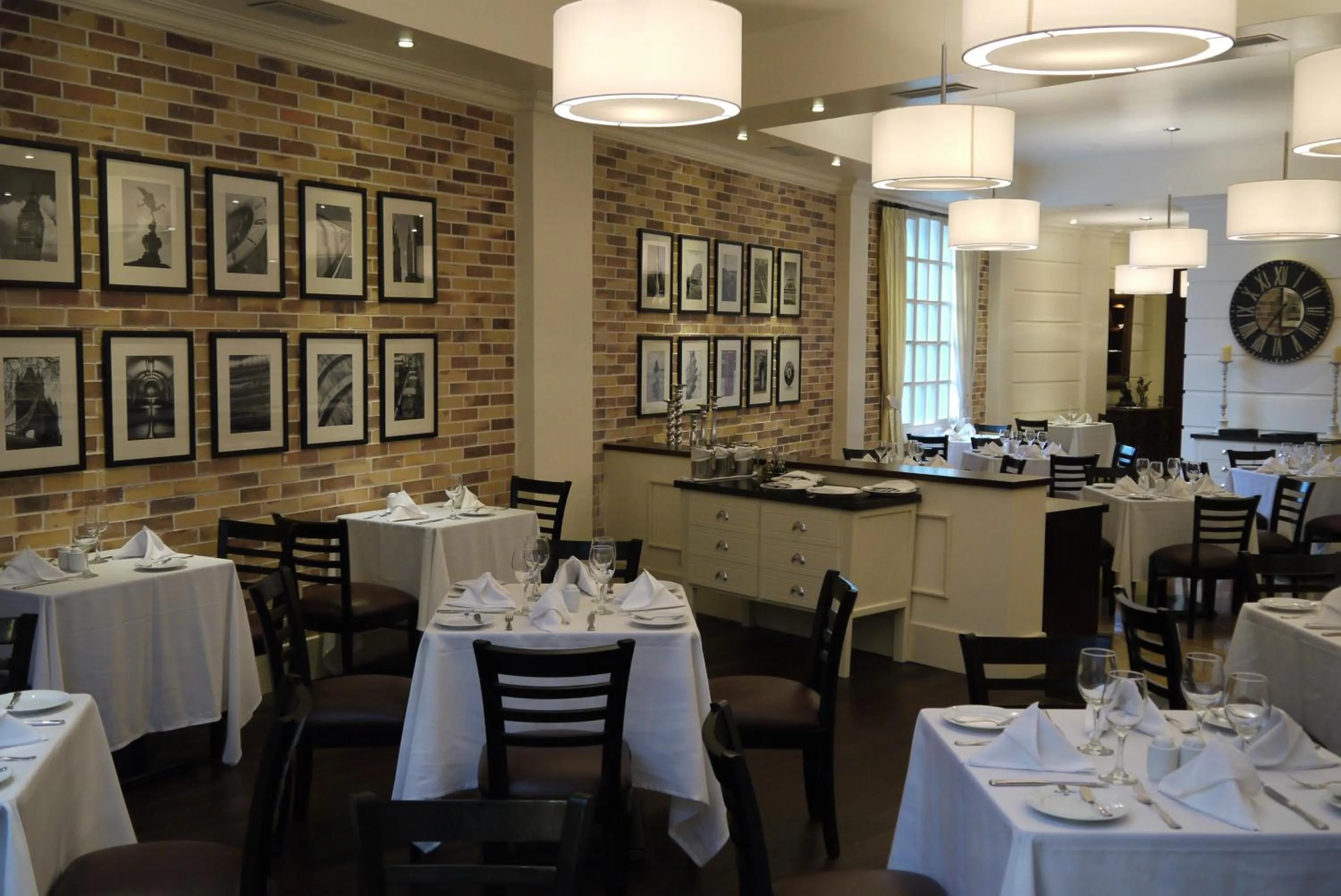 Restaurant/places to eat in Dann Carlton Quito