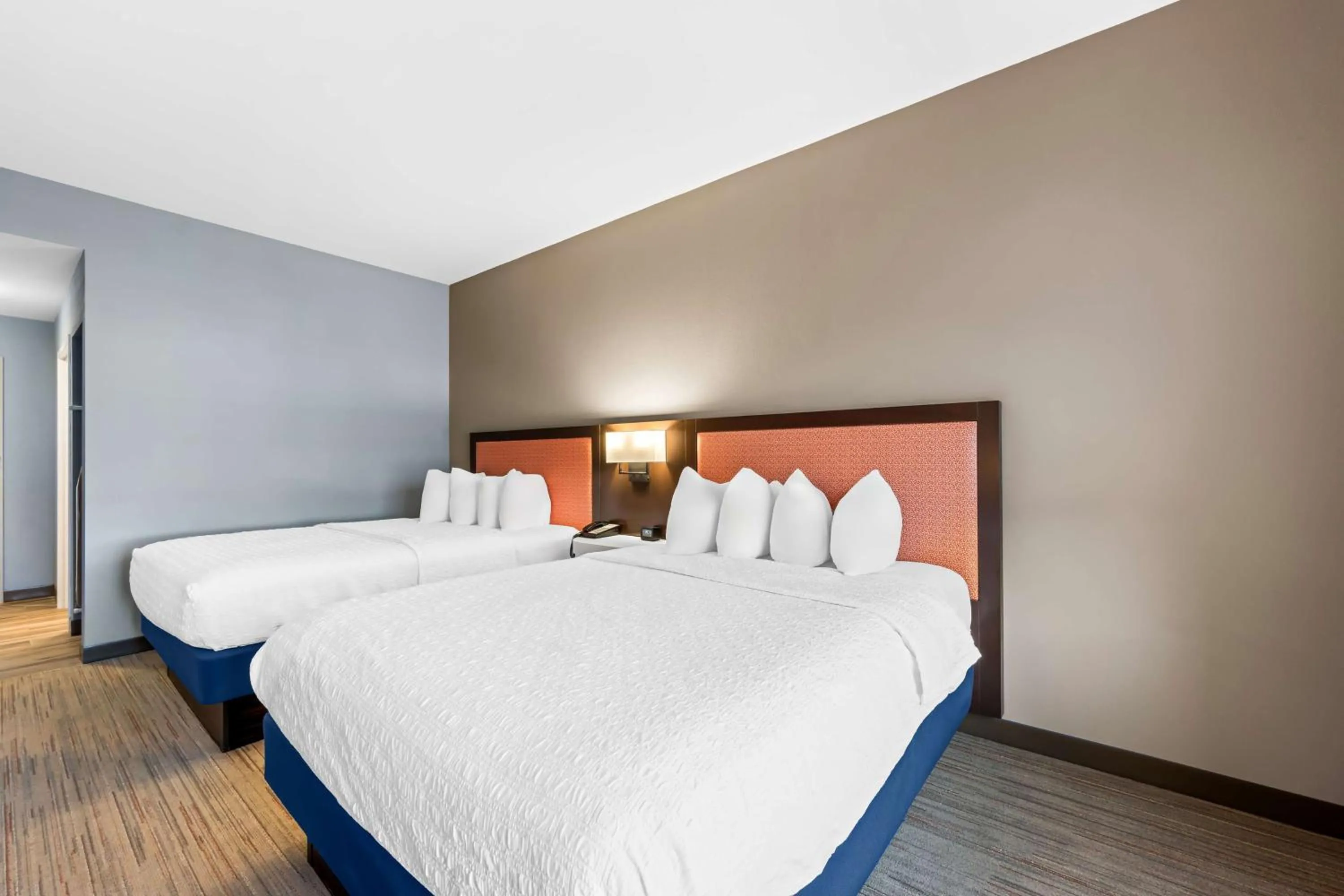 Bed in Hampton Inn Greenville