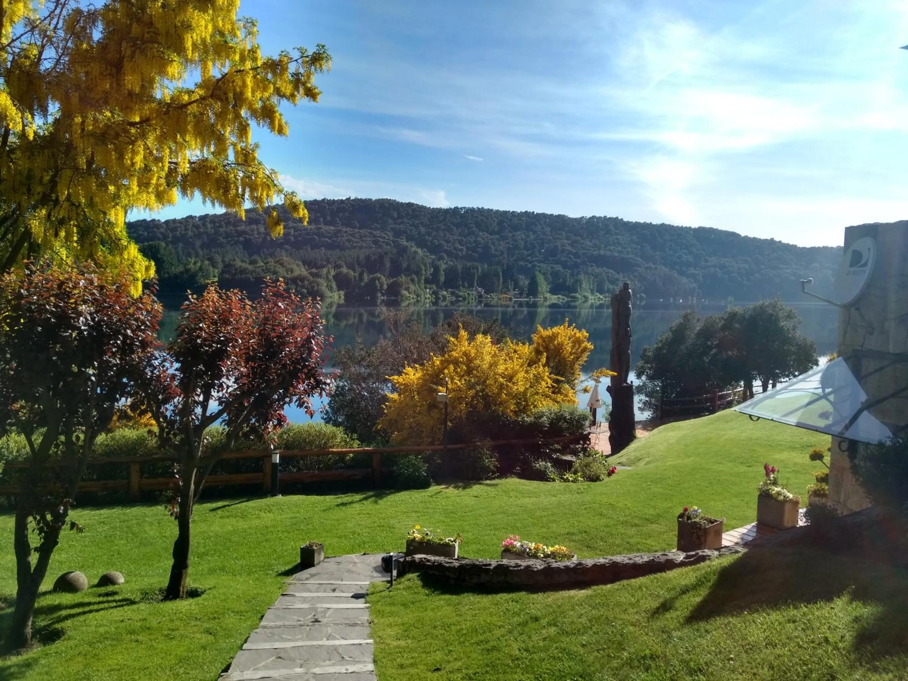 Garden in Cabañas Puerto Pireo