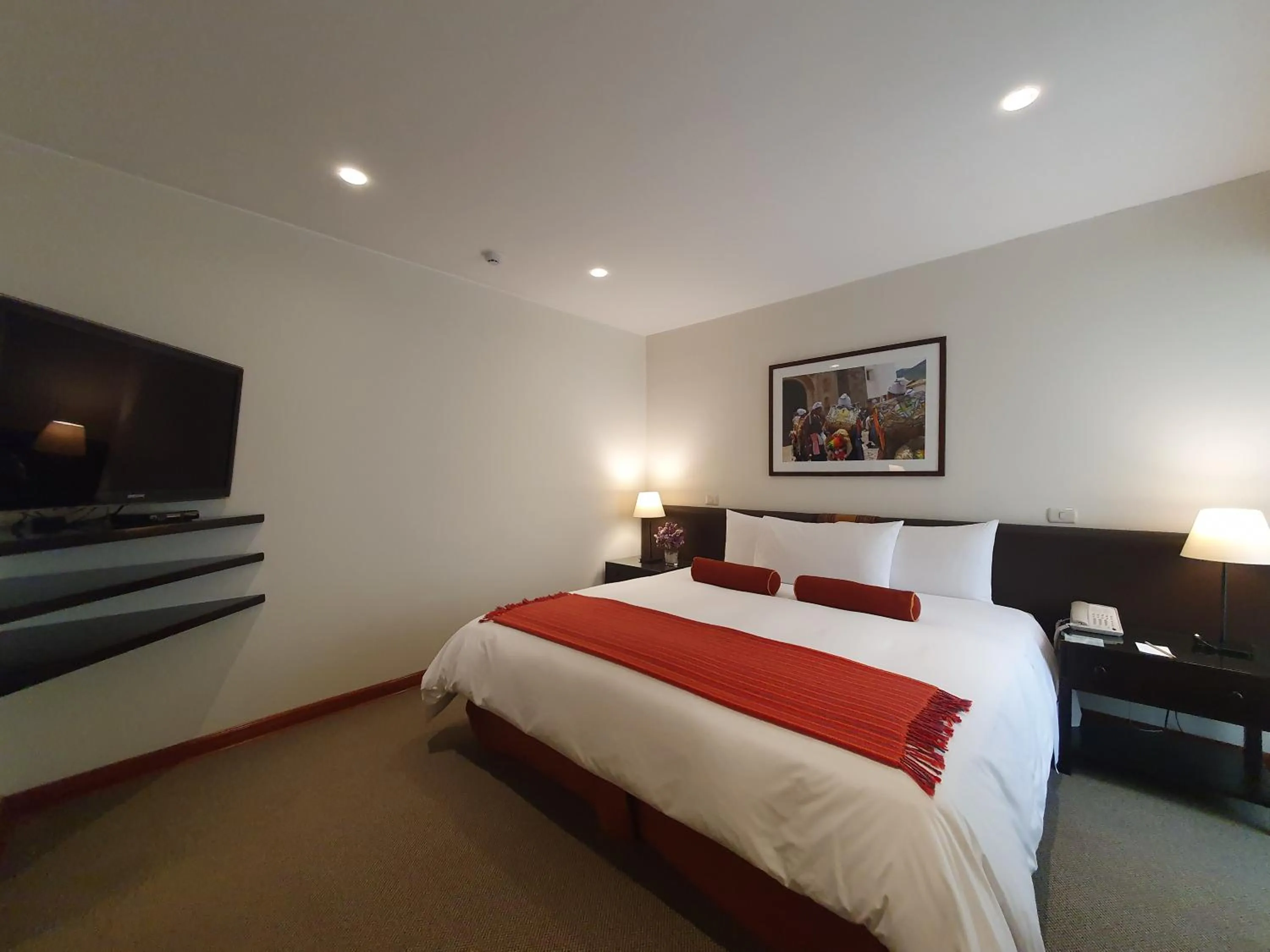 Bed in LP Los Portales Hotel Cusco