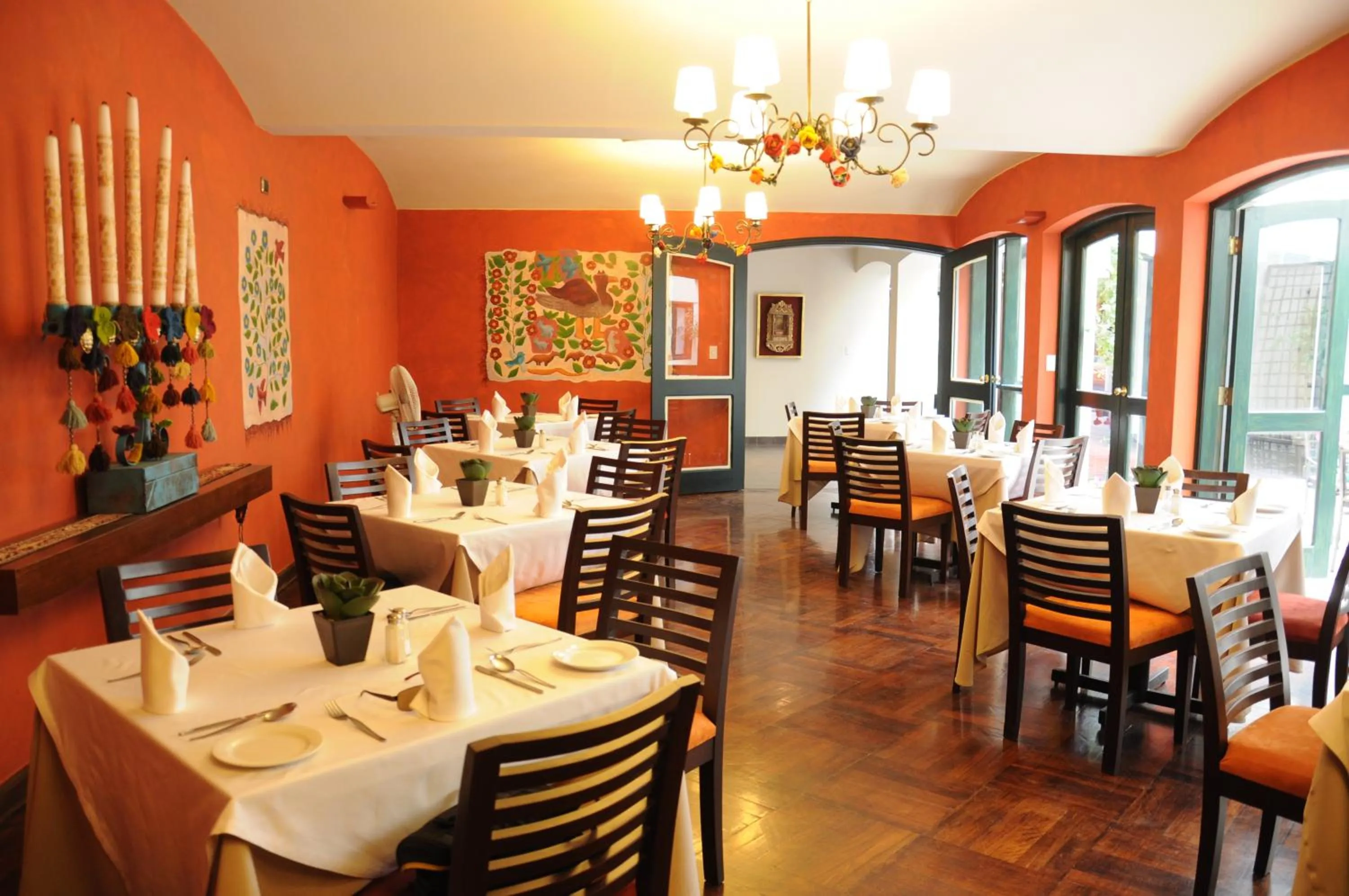Restaurant/places to eat in LP Los Portales Hotel Cusco
