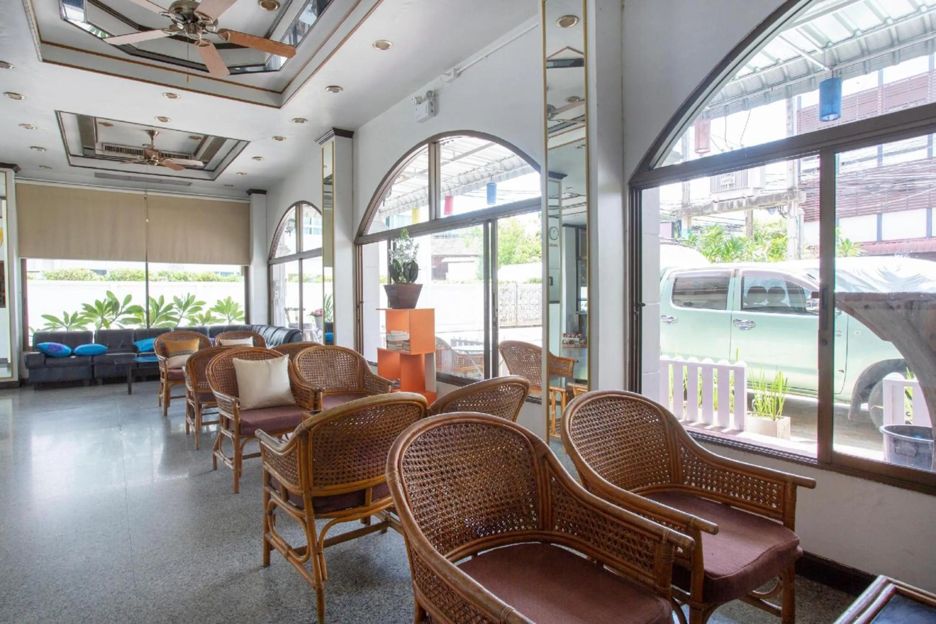 Lobby or reception in Super OYO 1096 Winner Inn Hotel