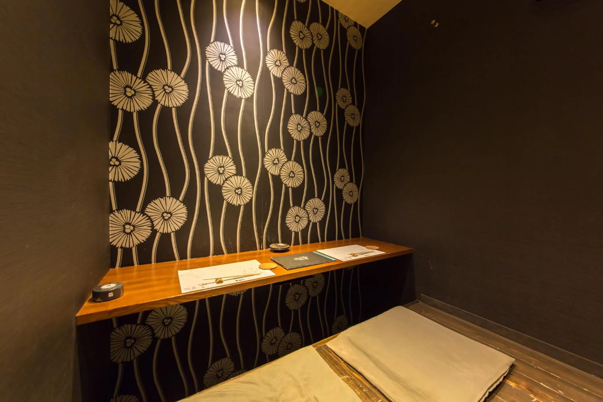 Restaurant/places to eat in Hotel Sunrise Inn