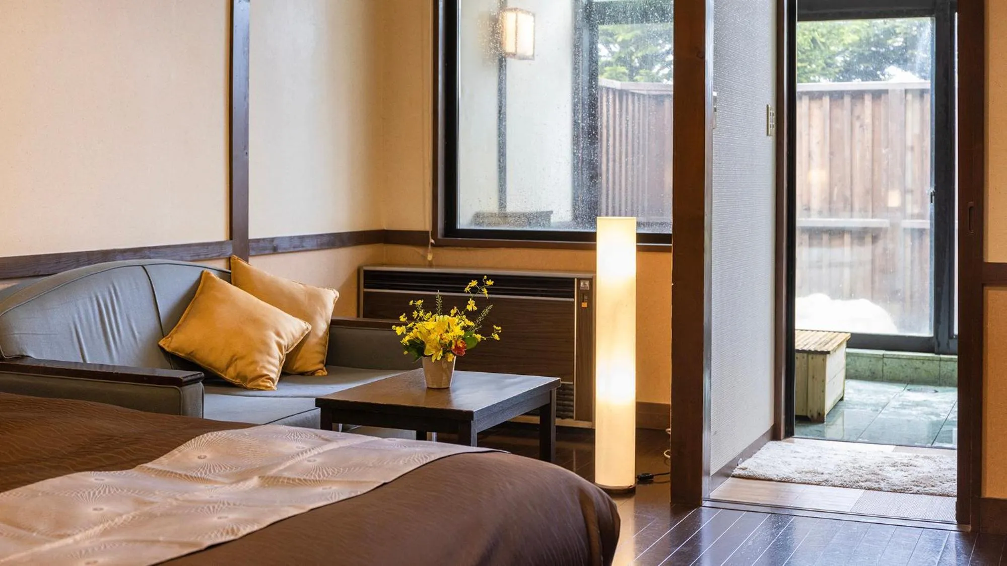 Photo of the whole room, Bed in Kagariya