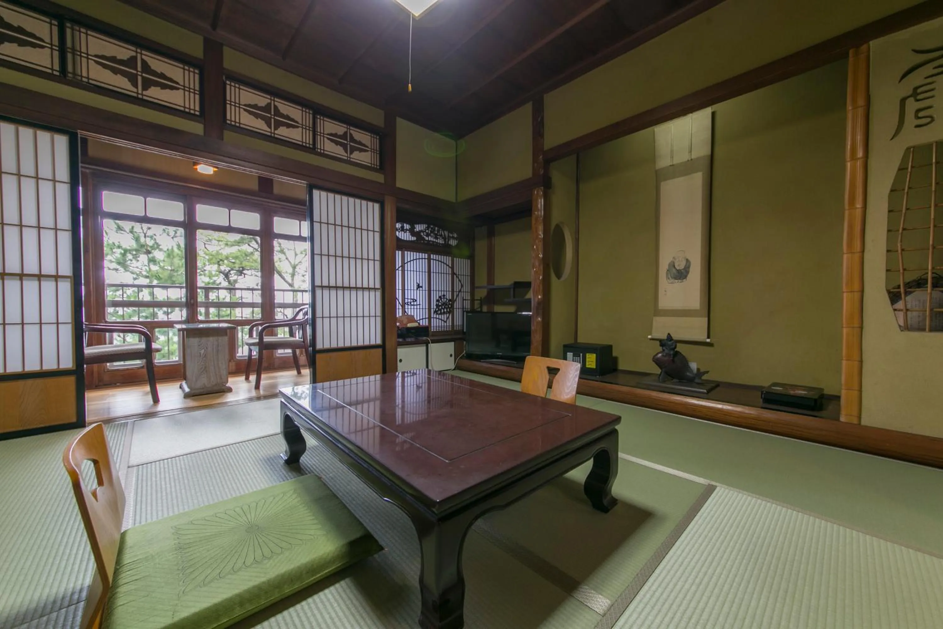 Photo of the whole room in Asanokan