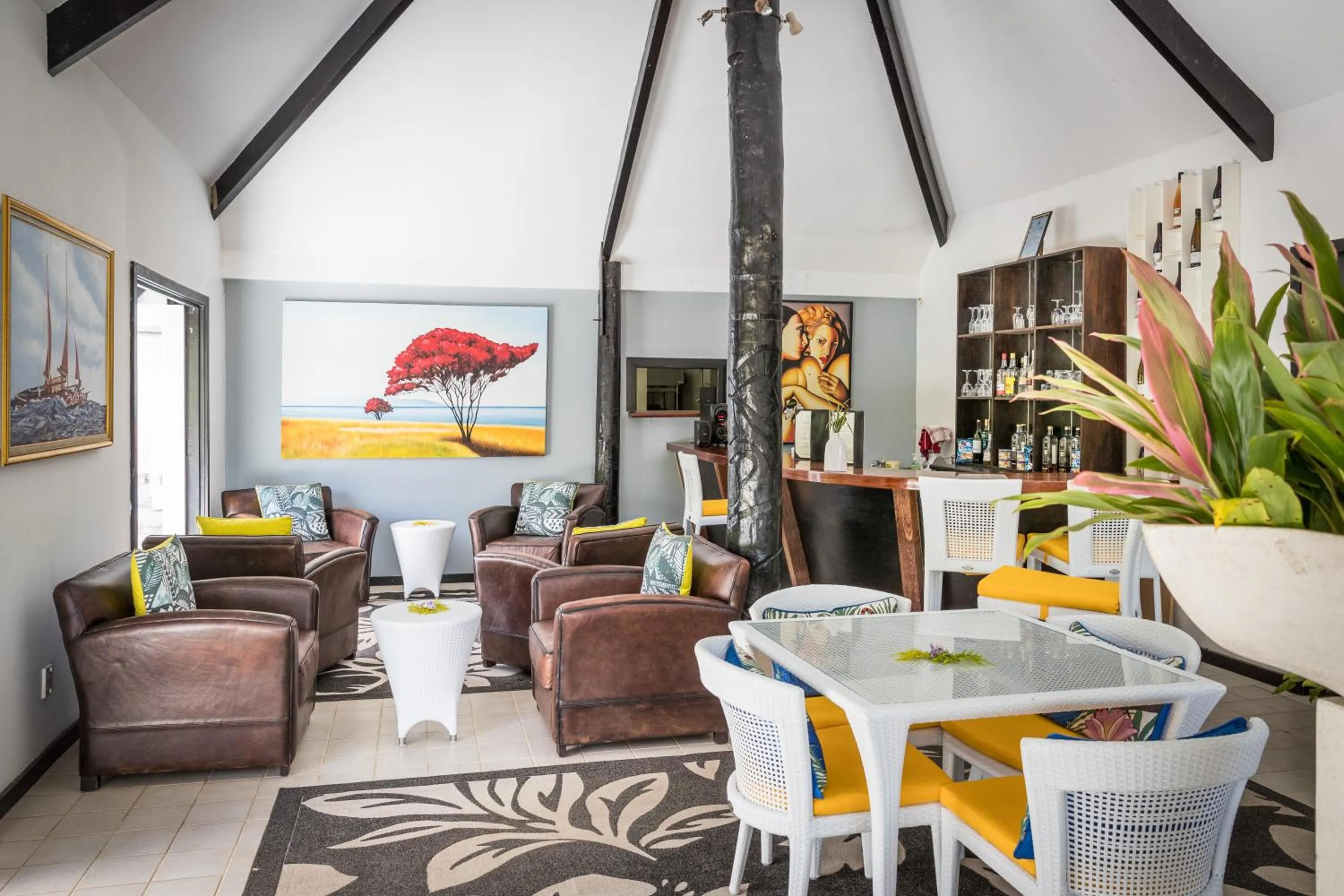 Lounge or bar in Wellesley Resort Fiji