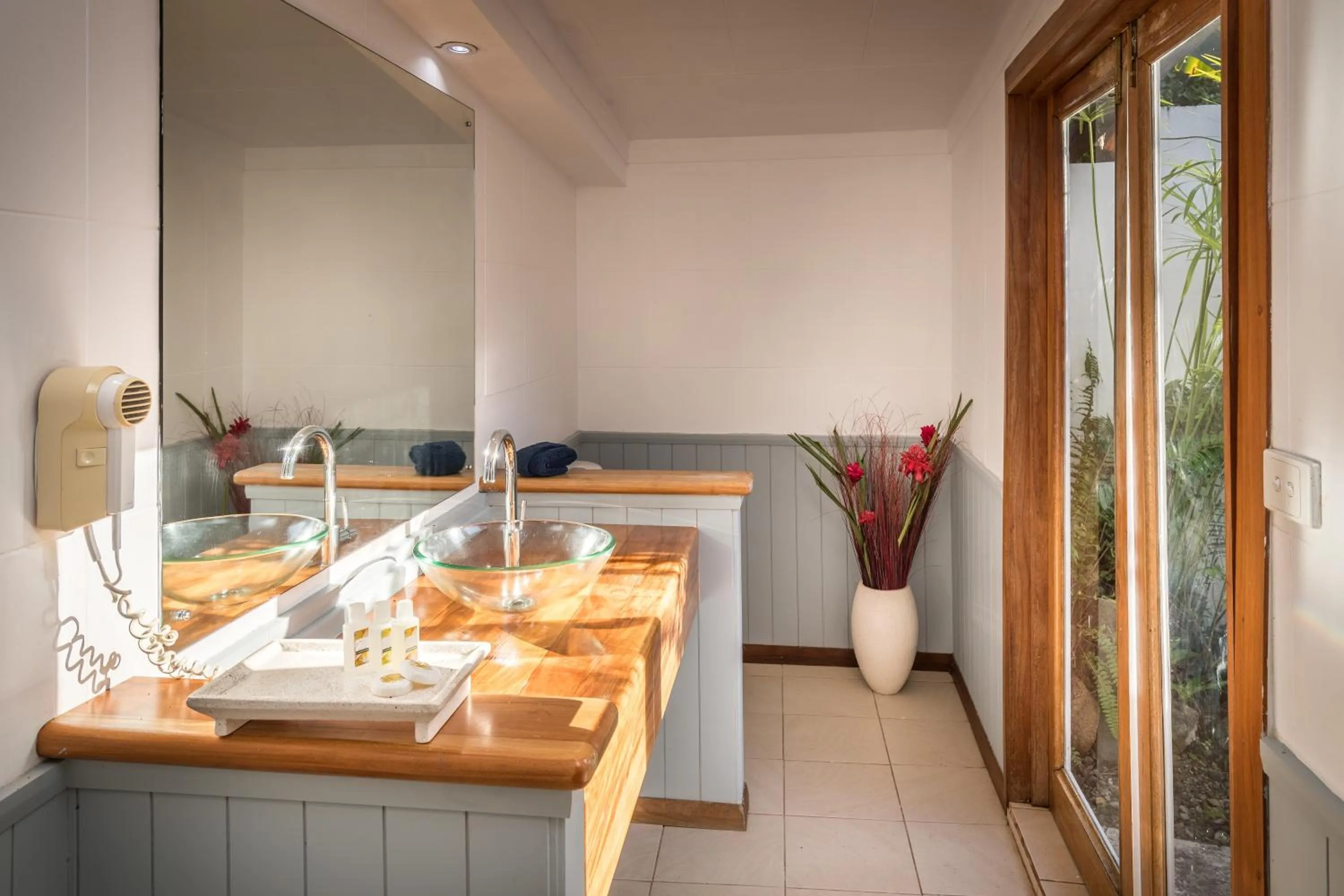 Bathroom in Wellesley Resort Fiji