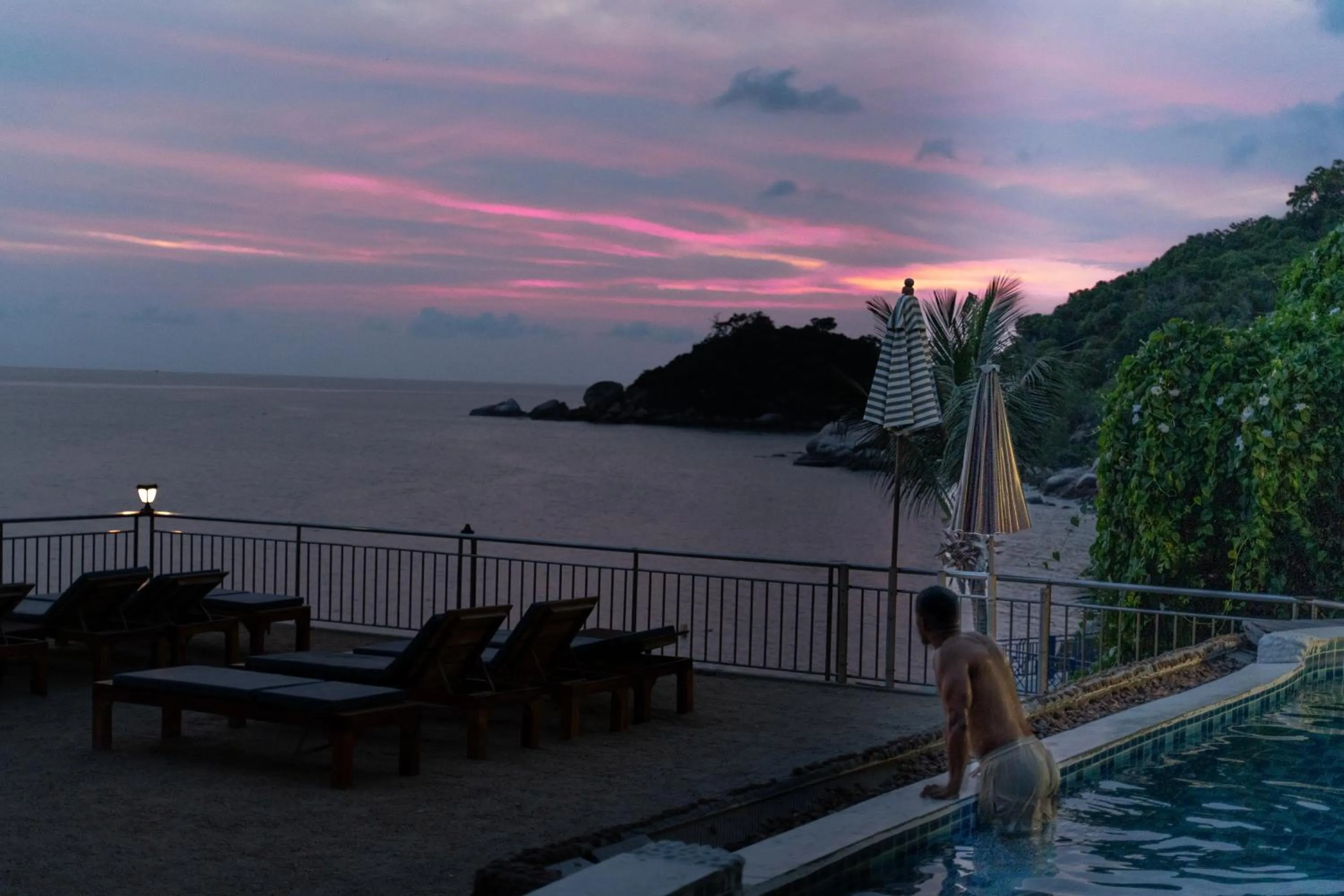 Swimming pool in Pinnacle Koh Tao Resort
