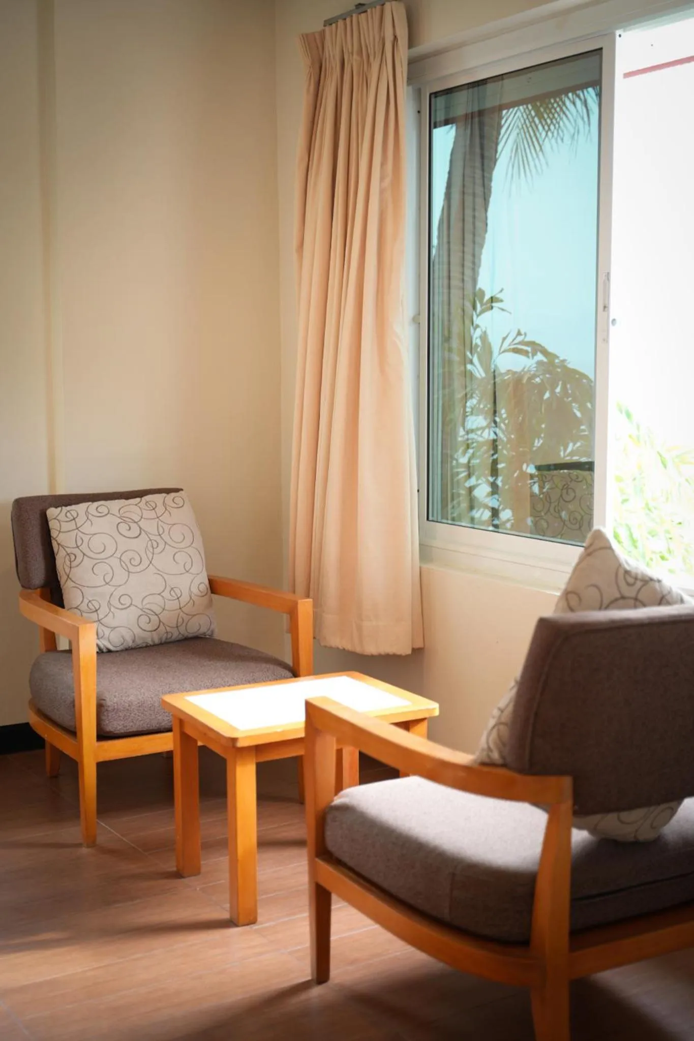 Living room in Pinnacle Koh Tao Resort